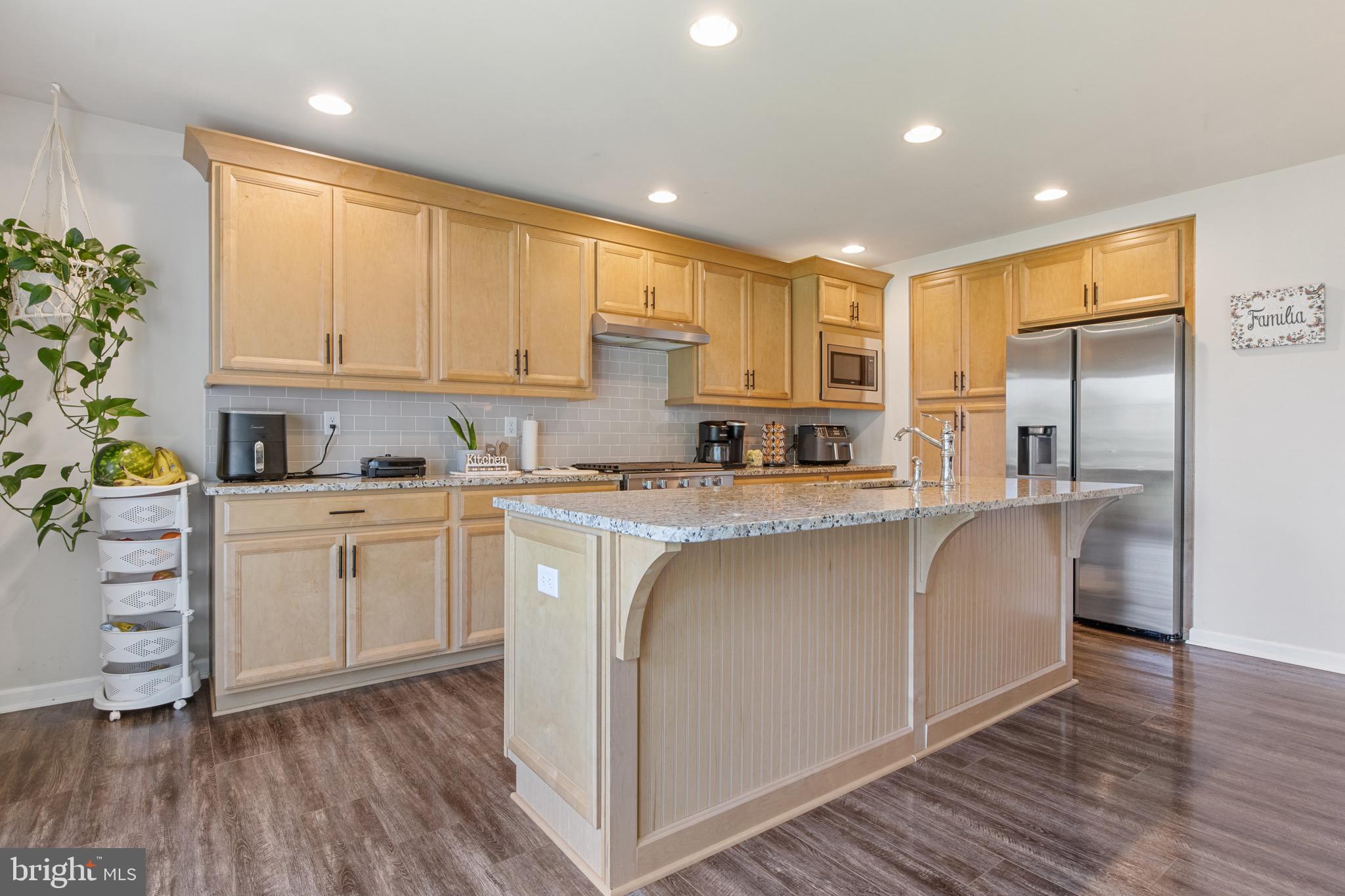 RIVERBEND - Residential