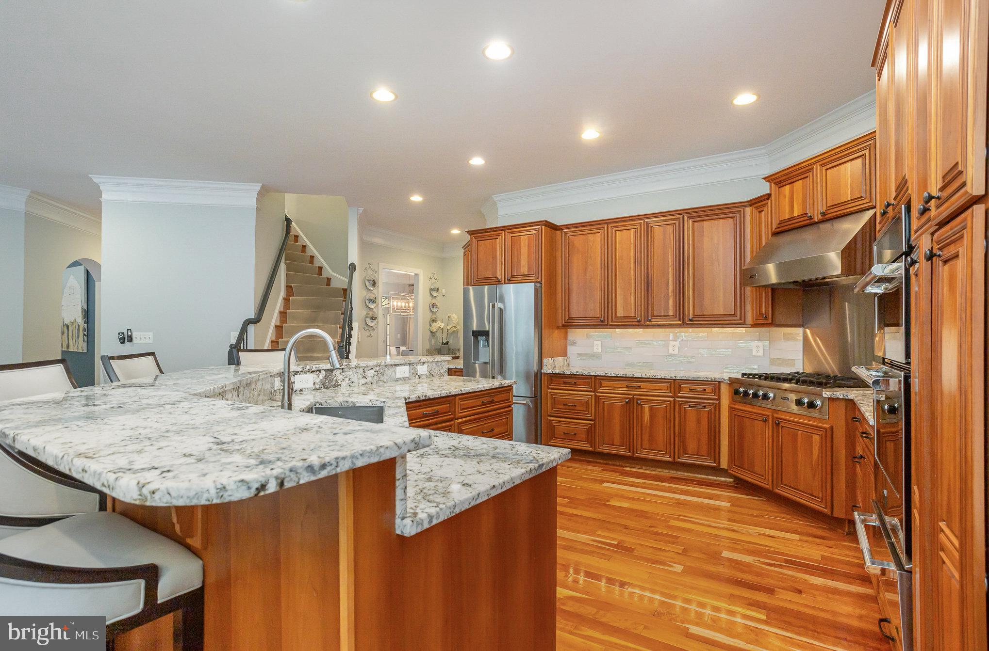 RIVER FALLS - Residential