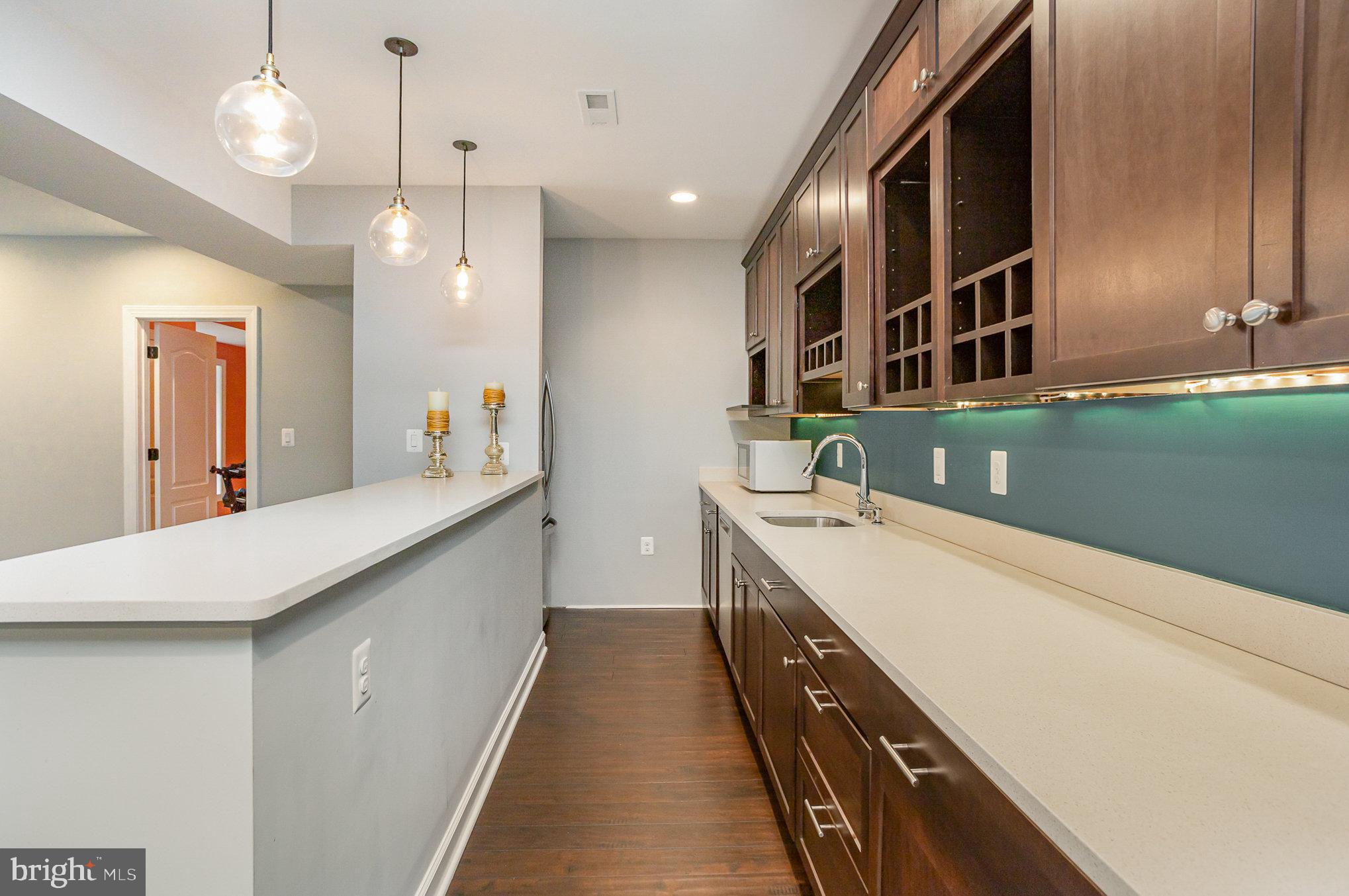 RIVER FALLS - Residential