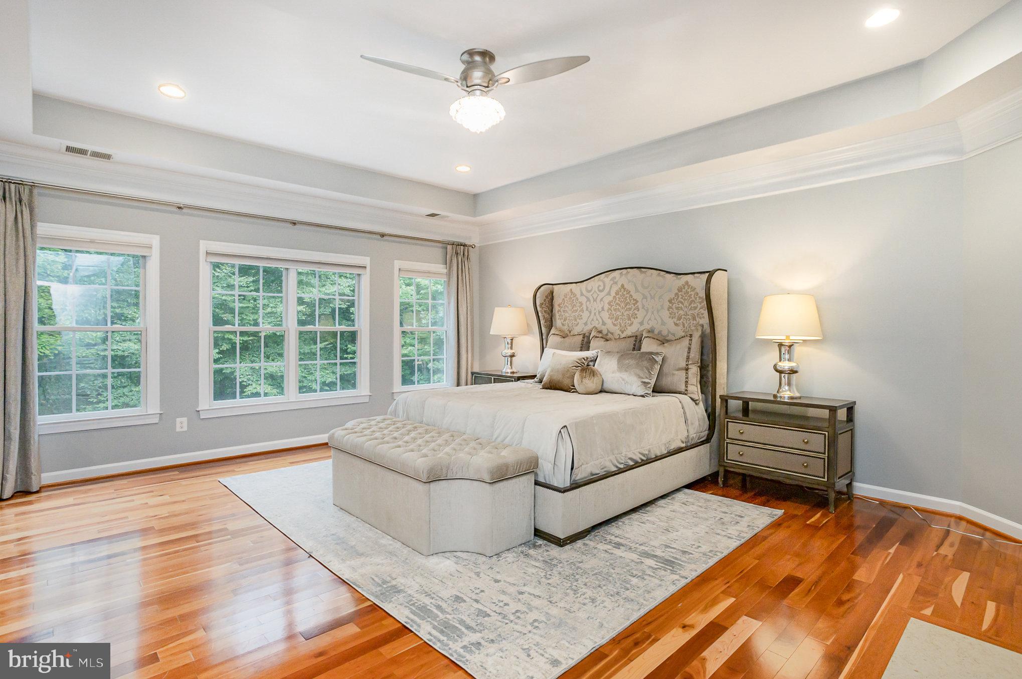 RIVER FALLS - Residential