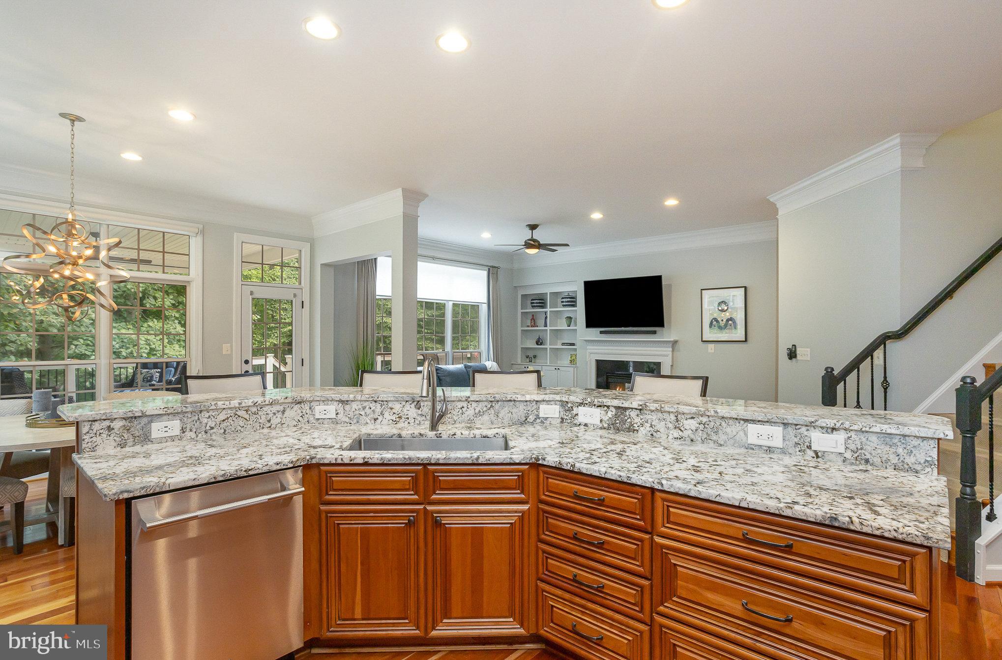 RIVER FALLS - Residential