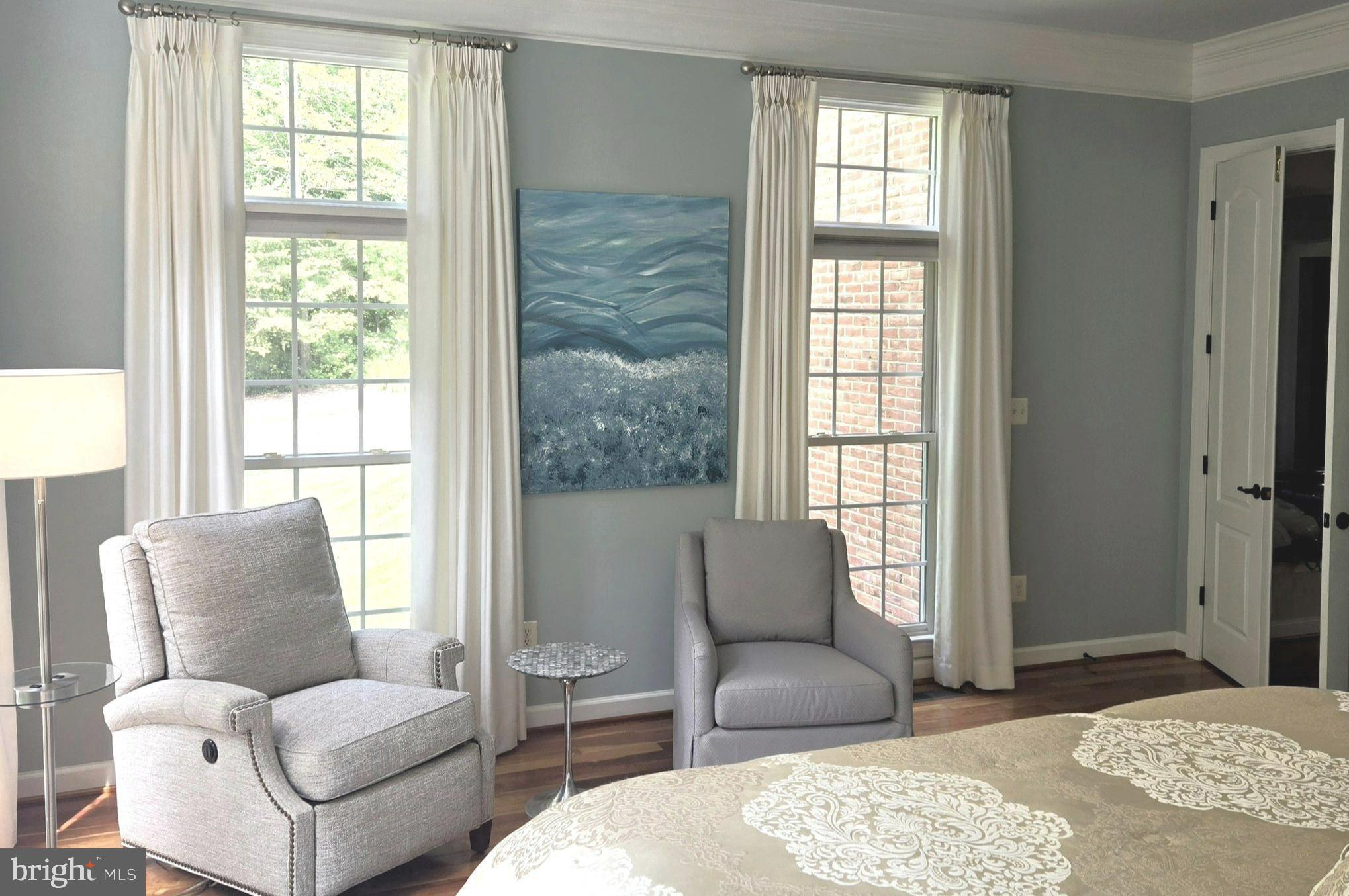 RIVER FALLS - Residential