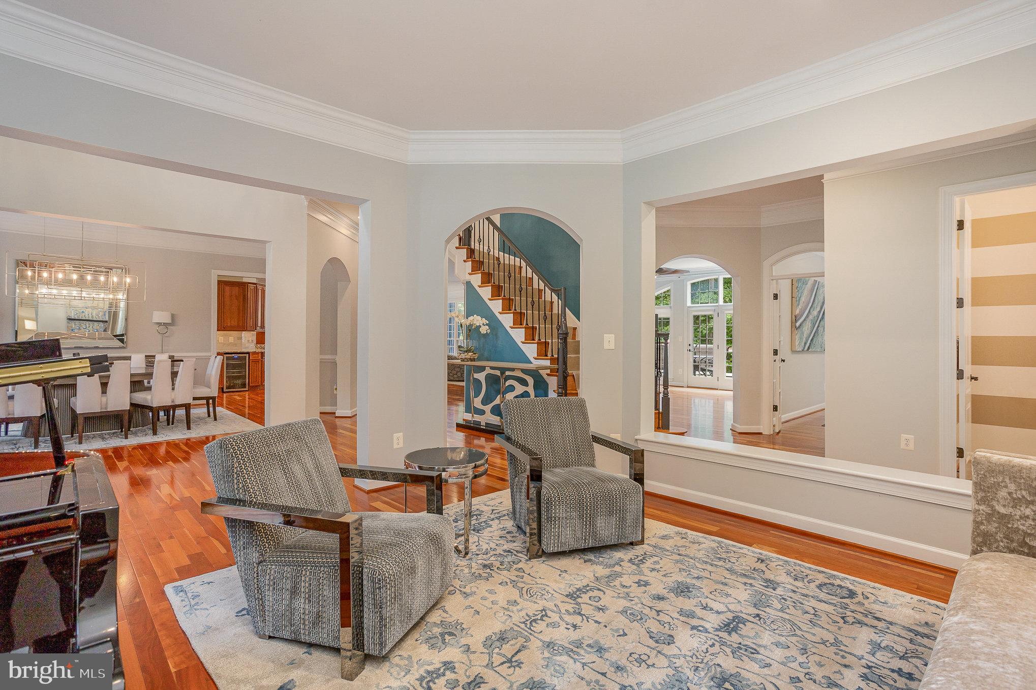 RIVER FALLS - Residential