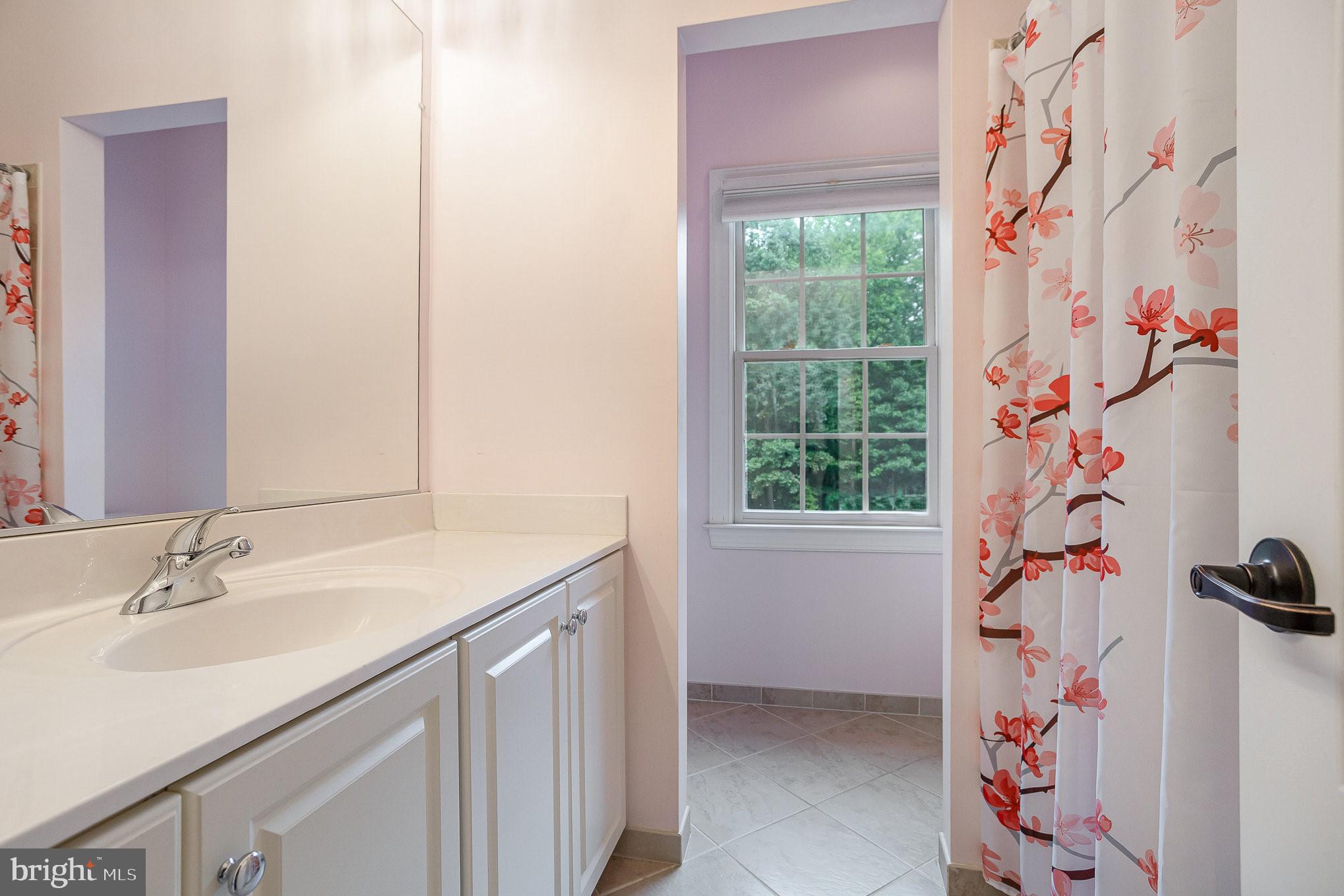 RIVER FALLS - Residential