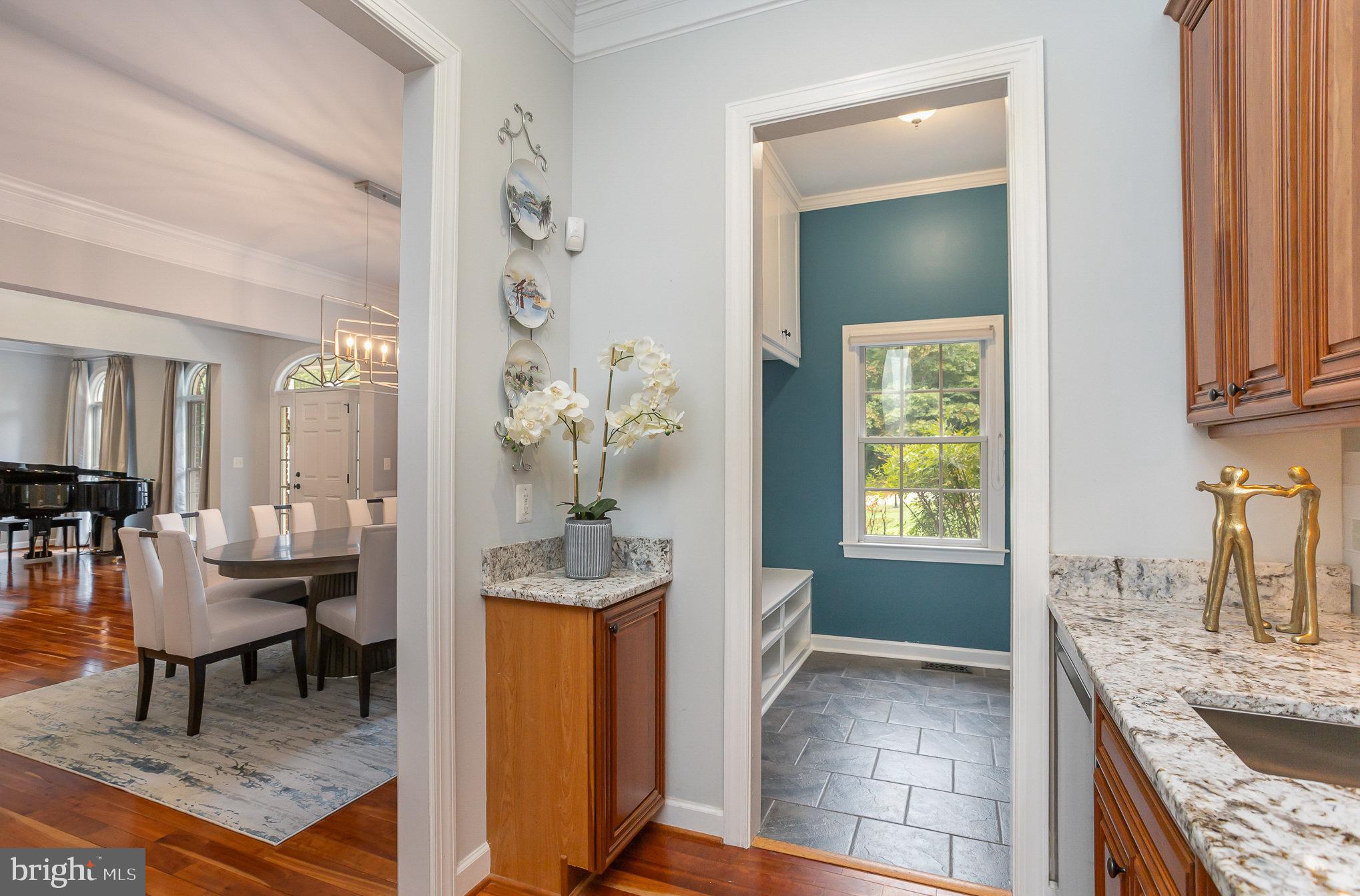 RIVER FALLS - Residential