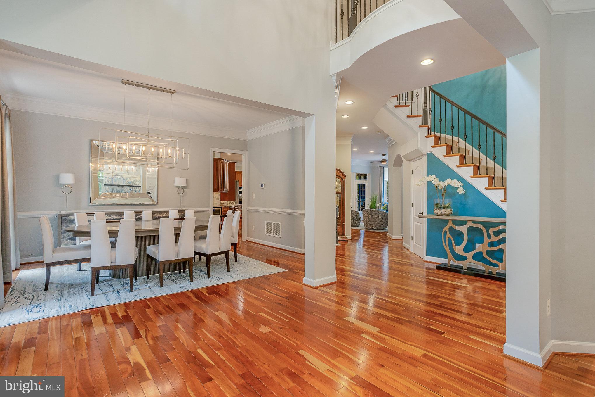 RIVER FALLS - Residential