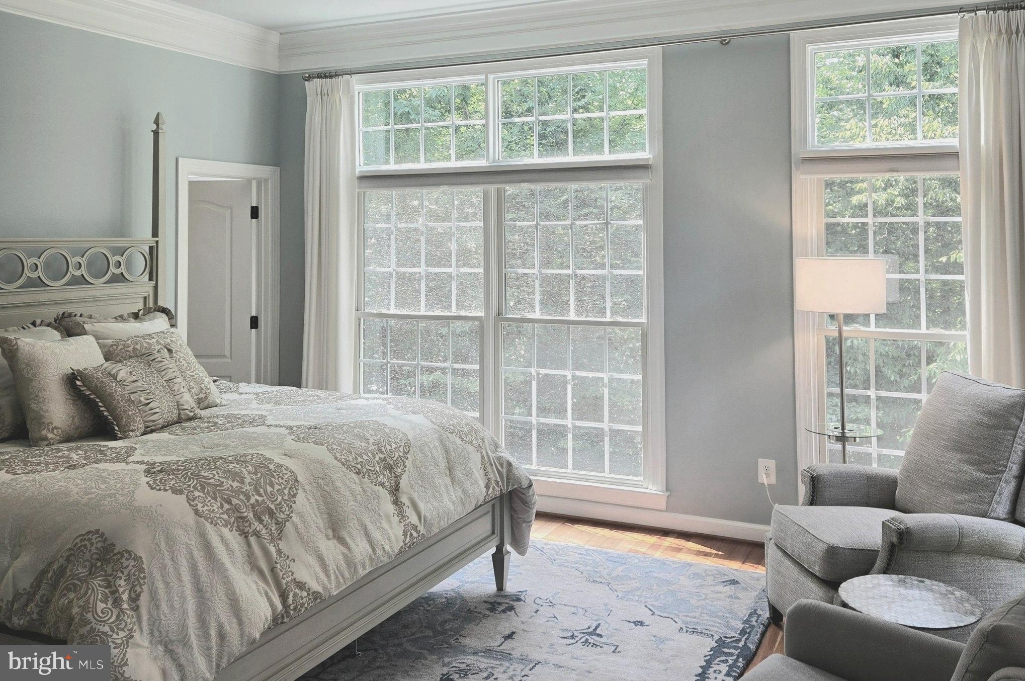 RIVER FALLS - Residential