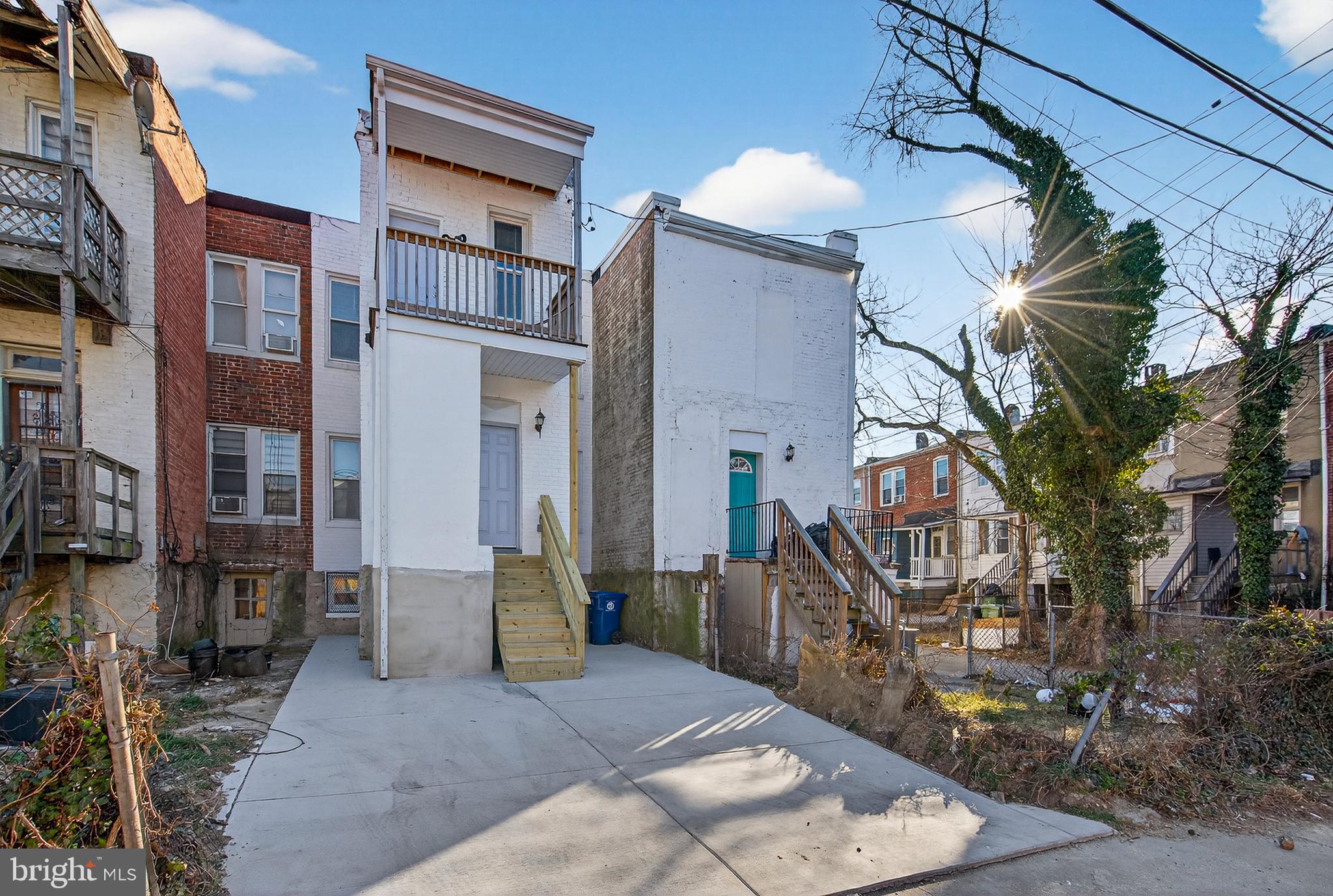 GREENSPRING - Residential