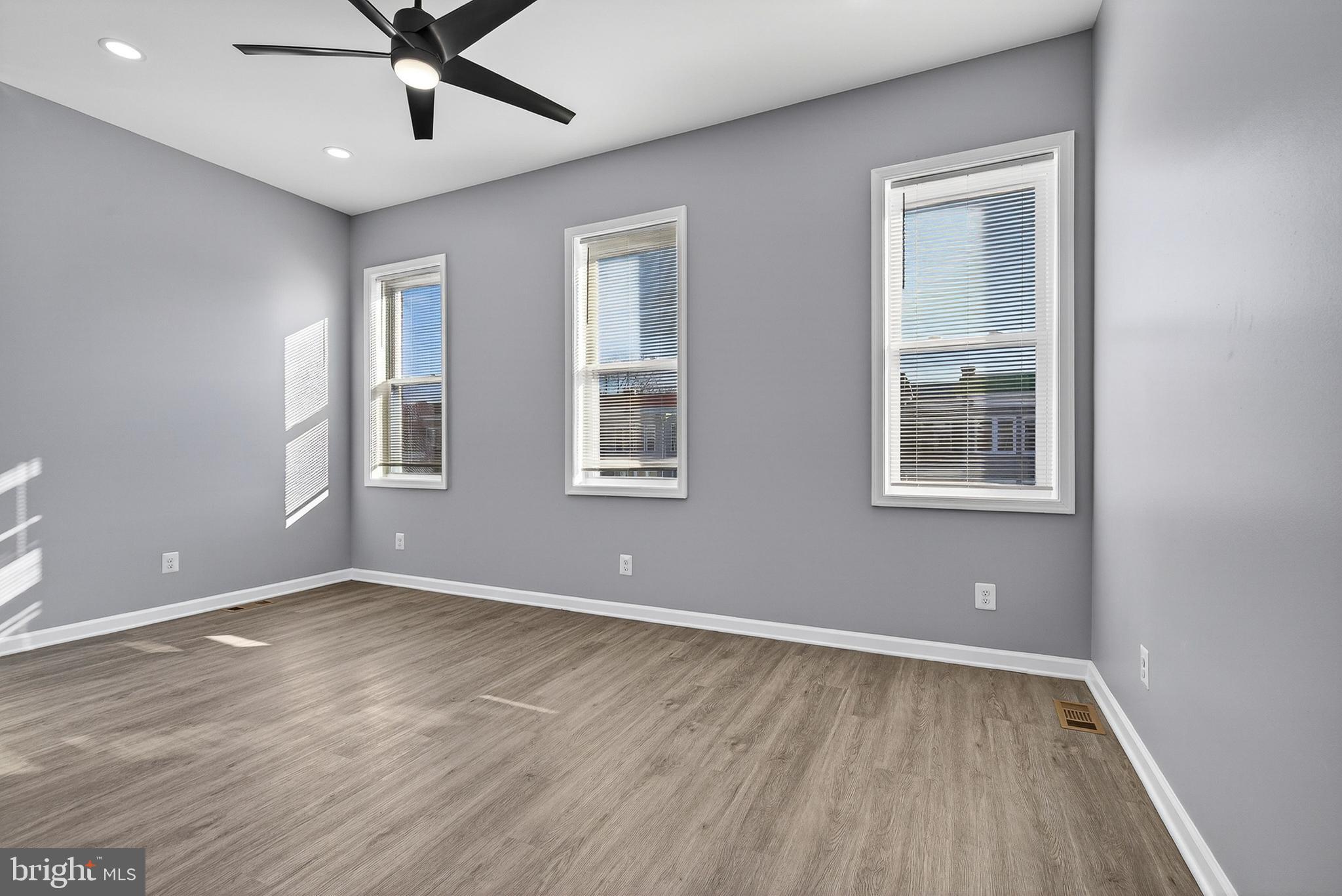 GREENSPRING - Residential