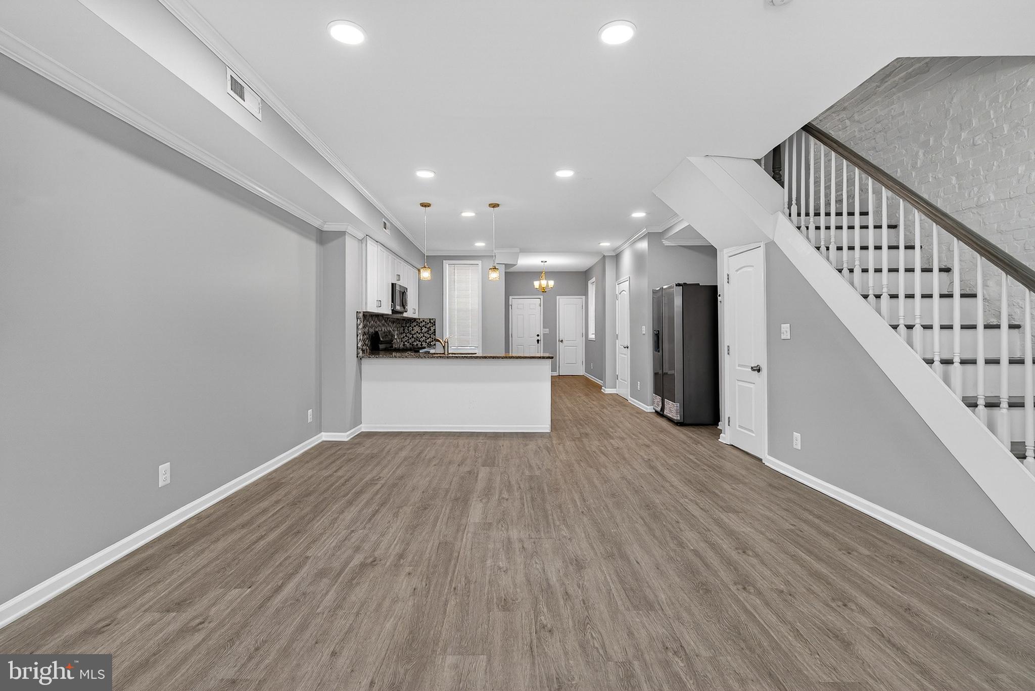 GREENSPRING - Residential