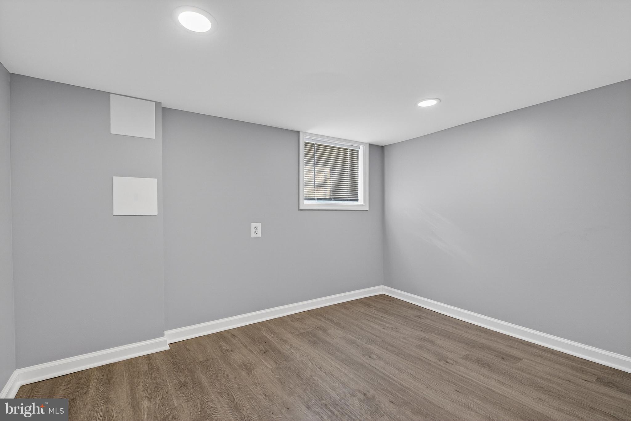 GREENSPRING - Residential