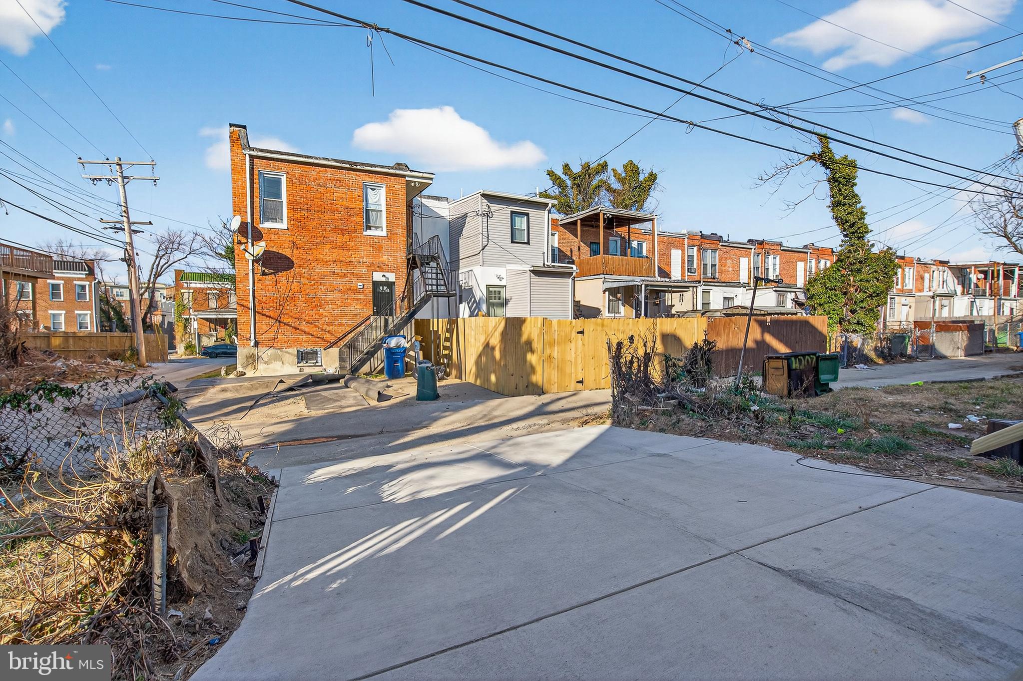 GREENSPRING - Residential