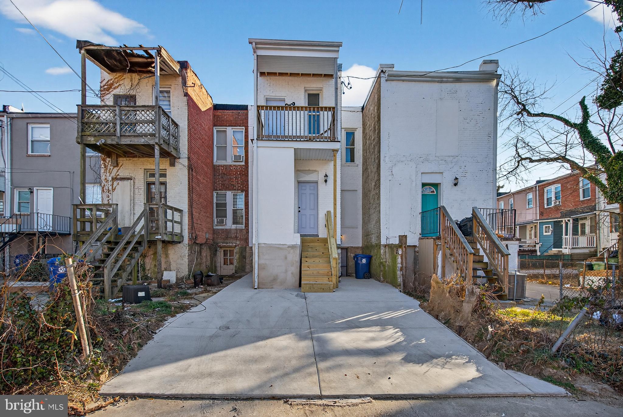 GREENSPRING - Residential