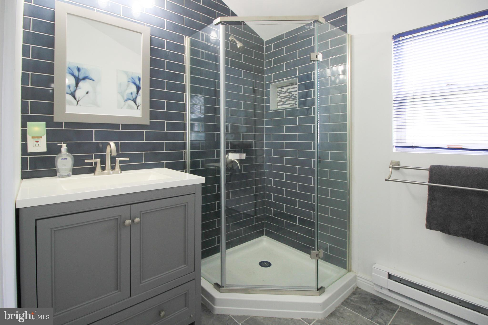 GLEN ASHTON FARMS - Residential Lease