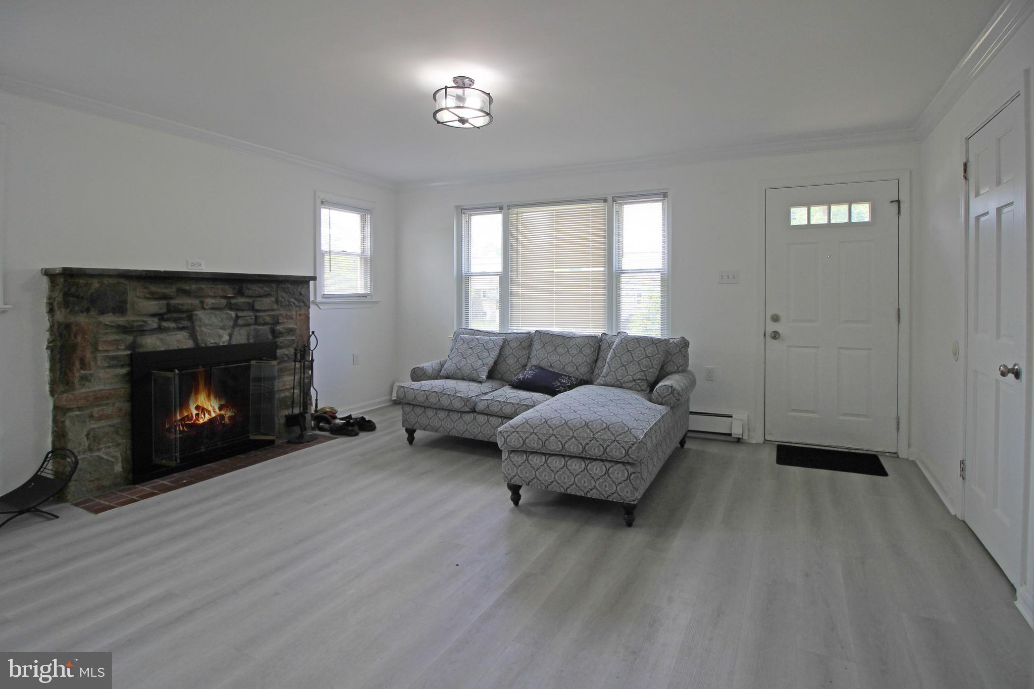 GLEN ASHTON FARMS - Residential Lease