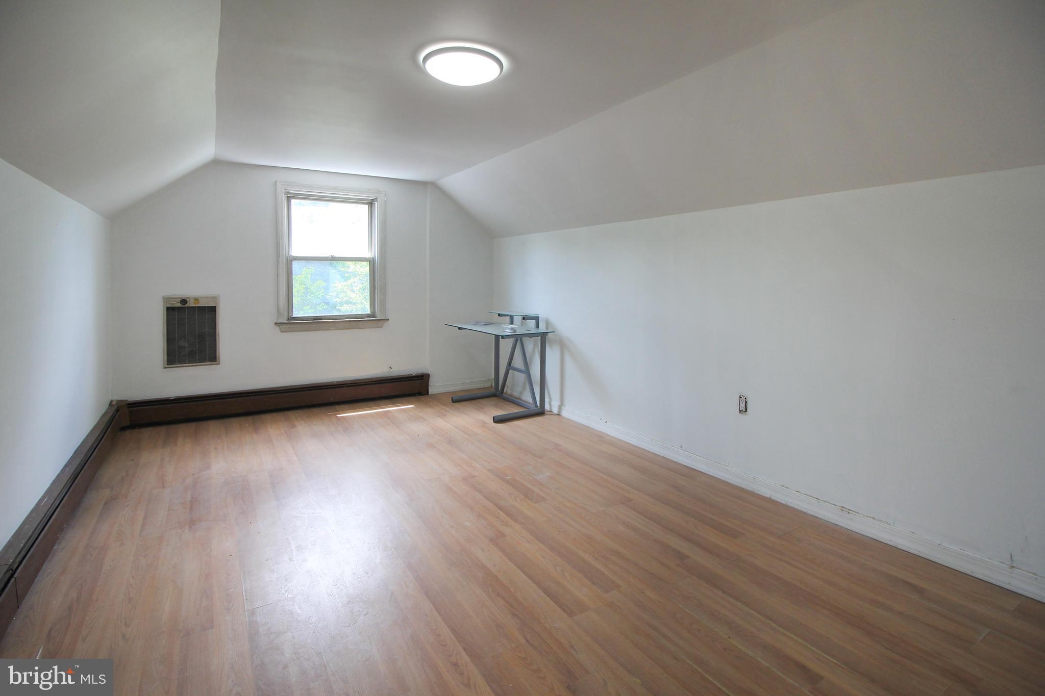 GLEN ASHTON FARMS - Residential Lease