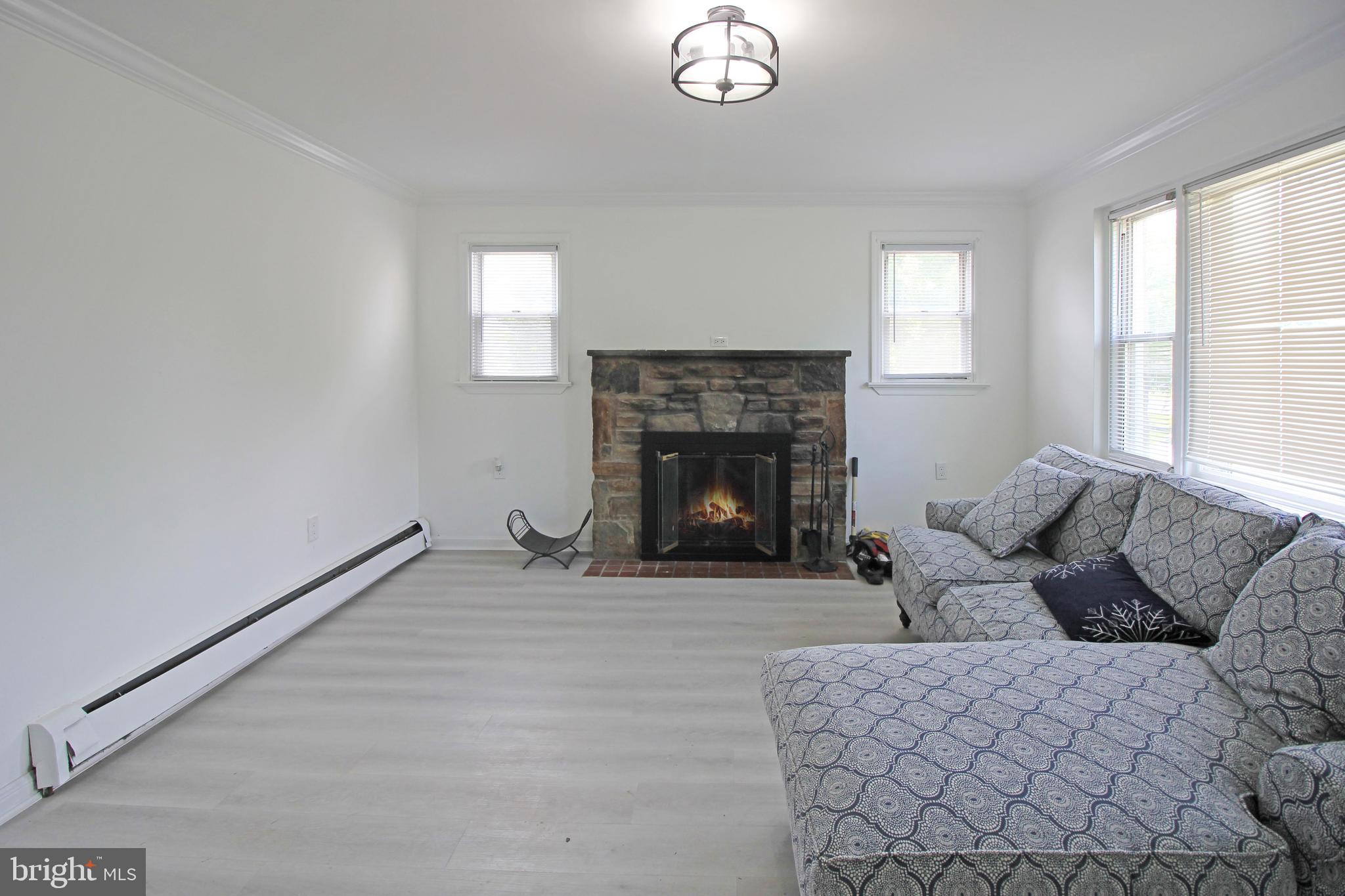 GLEN ASHTON FARMS - Residential Lease