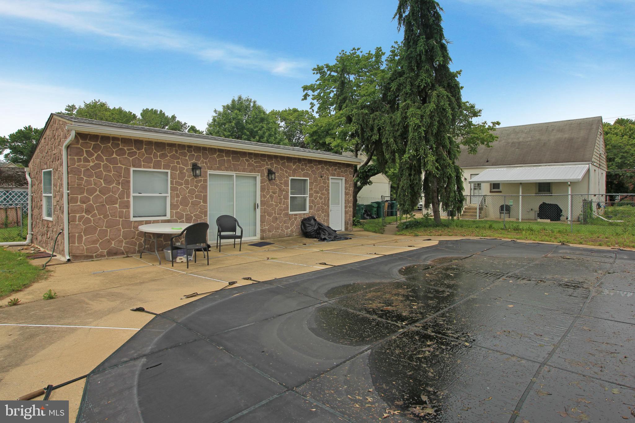 GLEN ASHTON FARMS - Residential Lease