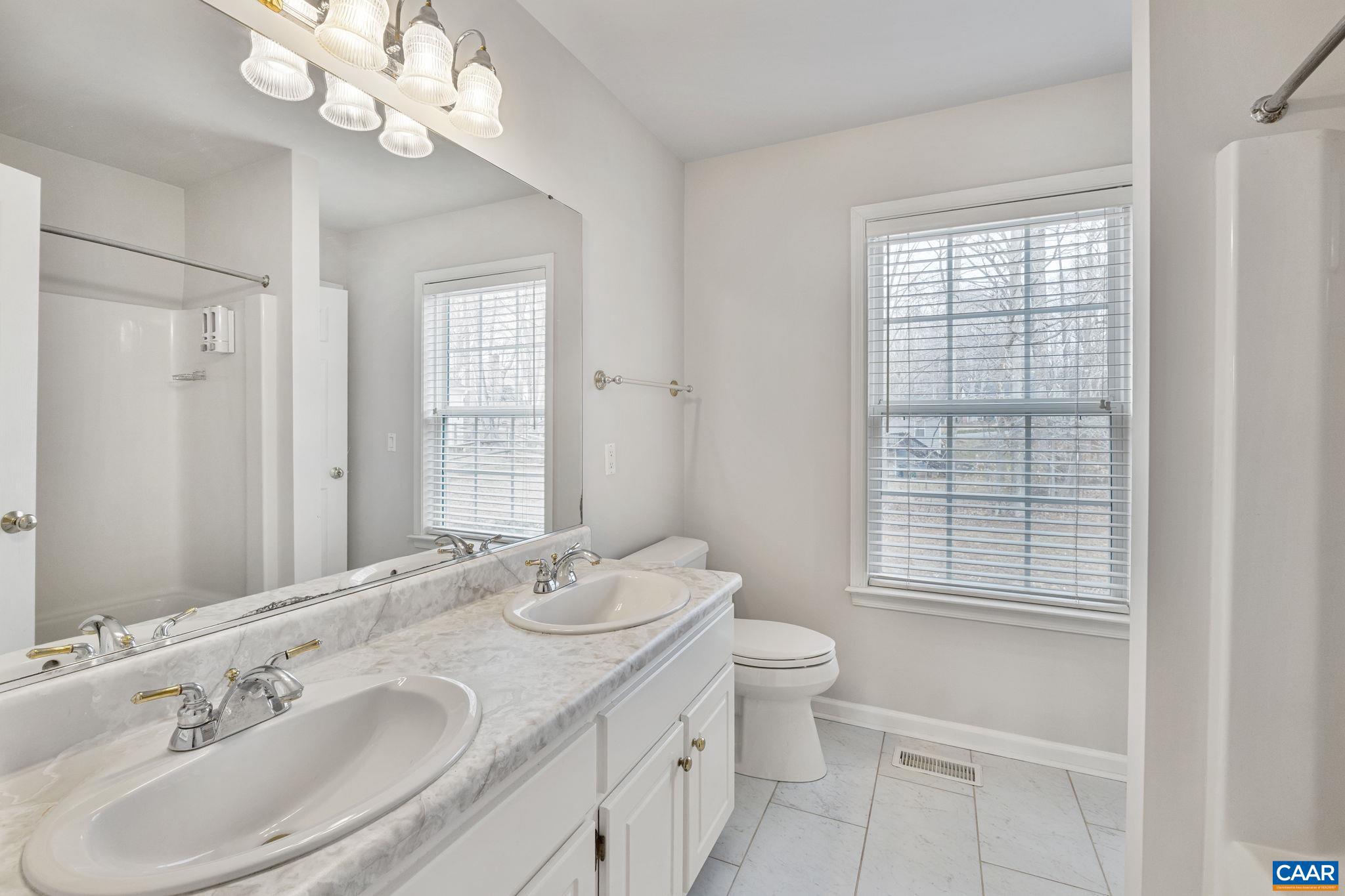 FOREST LAKES SOUTH - Residential