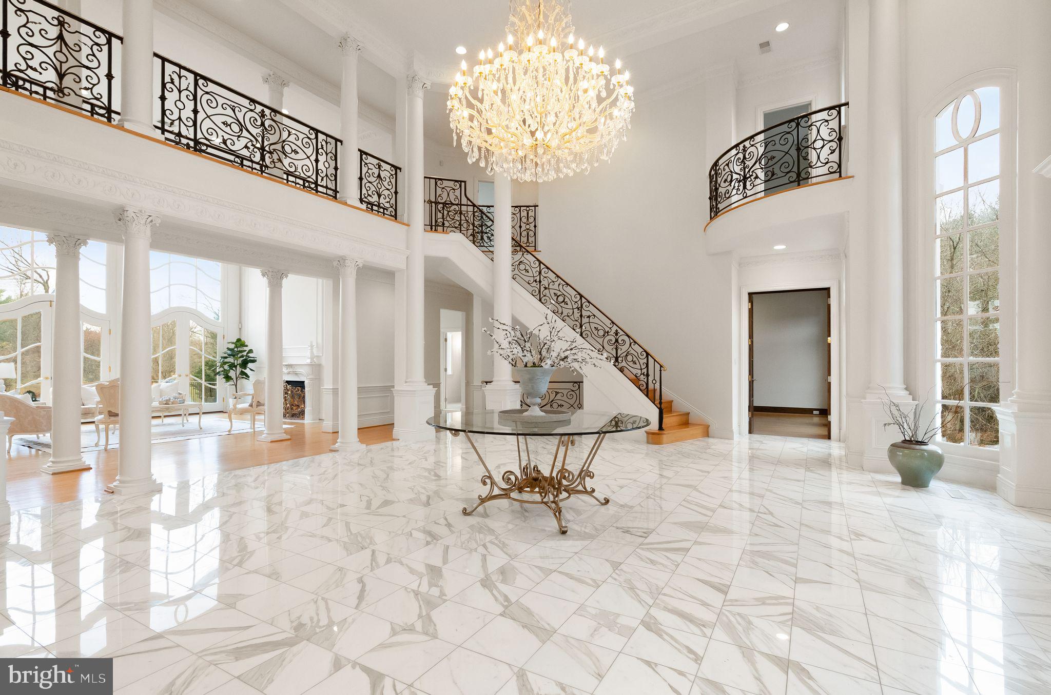 MERRY GO ROUND FARM - Residential