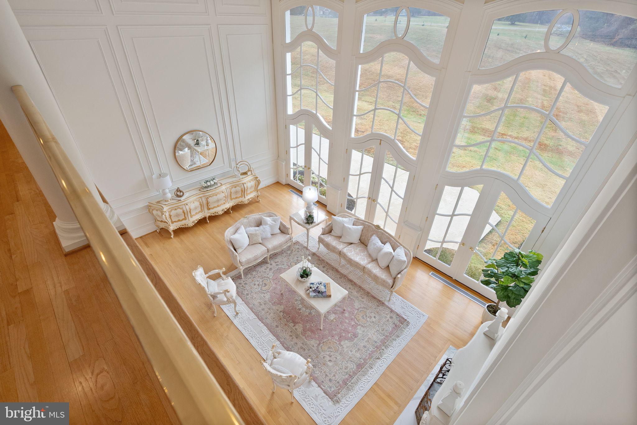 MERRY GO ROUND FARM - Residential