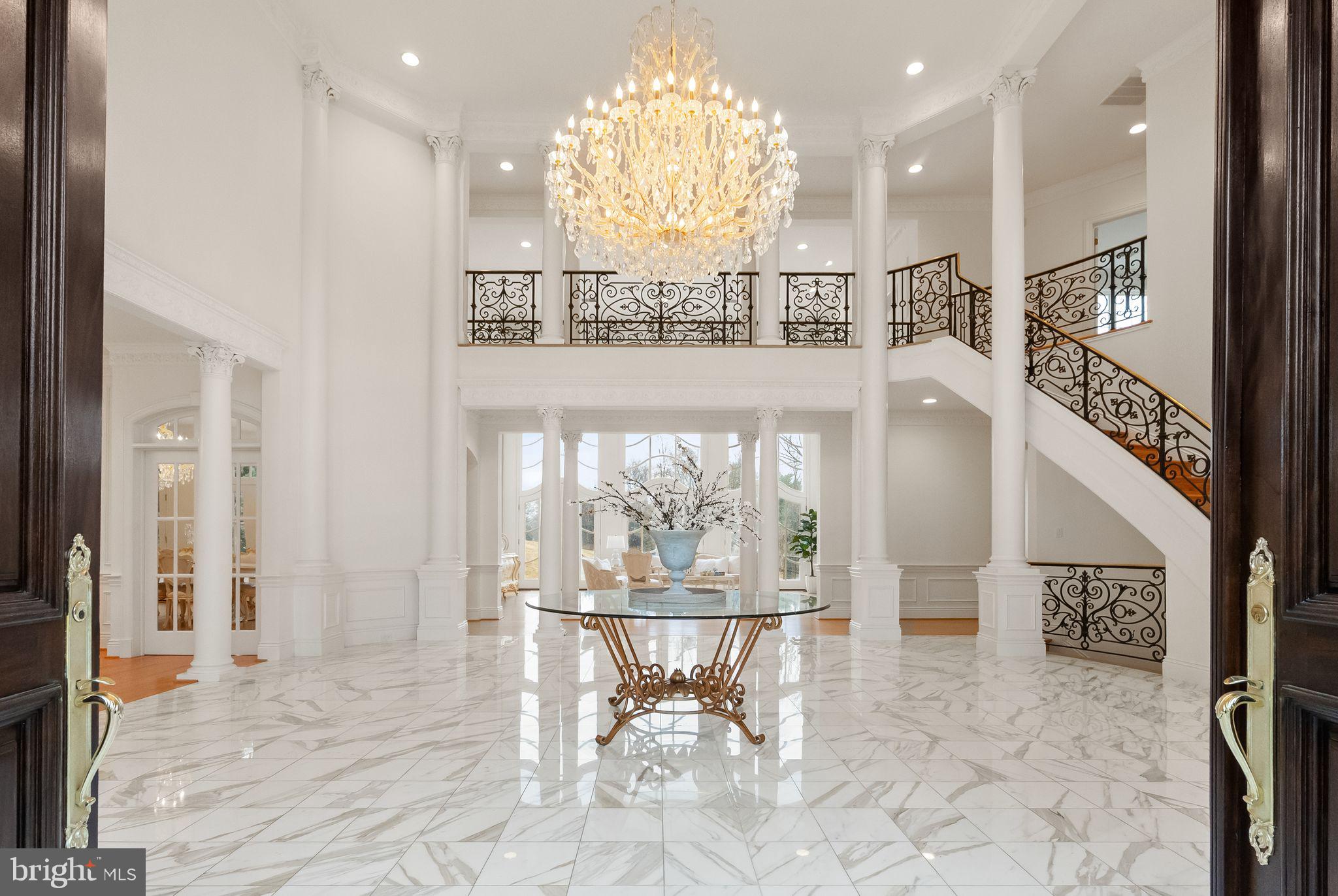 MERRY GO ROUND FARM - Residential