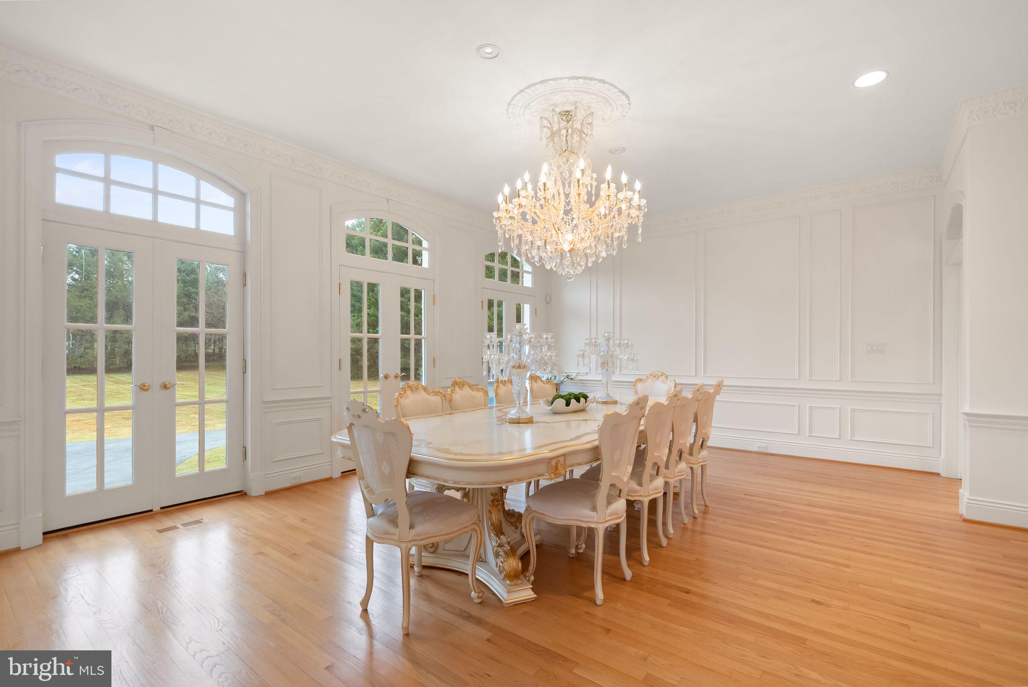 MERRY GO ROUND FARM - Residential