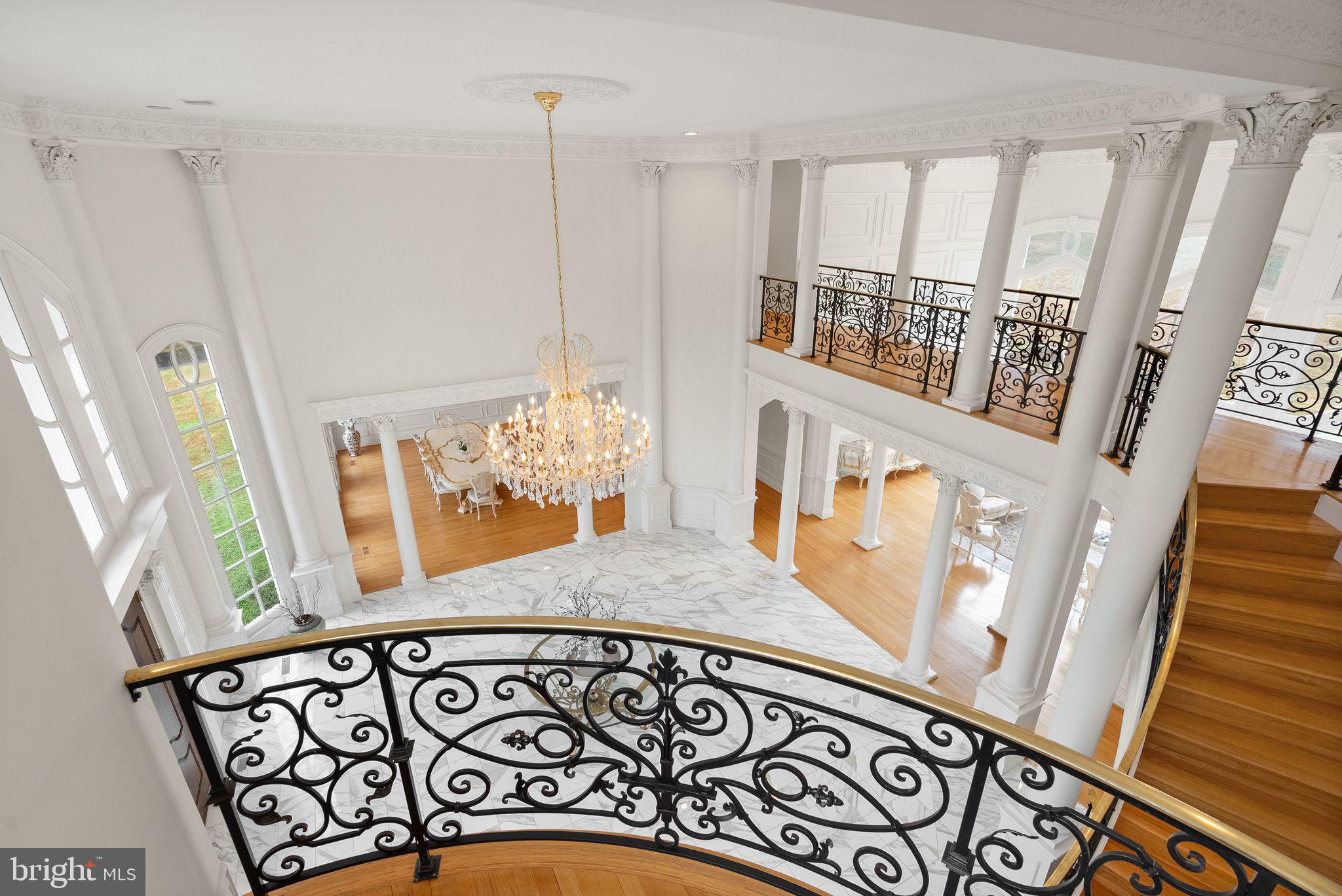 MERRY GO ROUND FARM - Residential