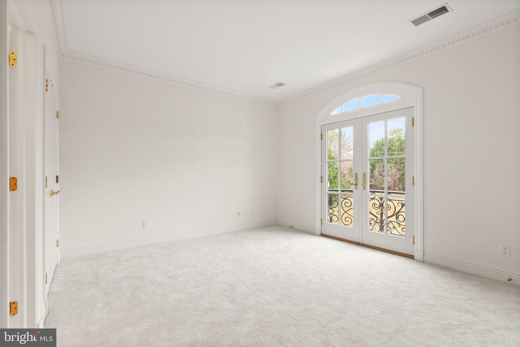 MERRY GO ROUND FARM - Residential