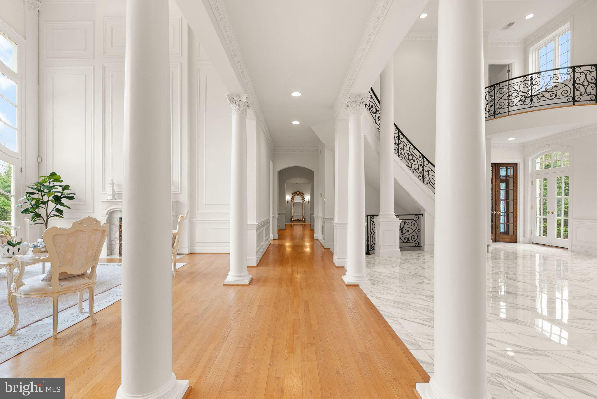 MERRY GO ROUND FARM - Residential