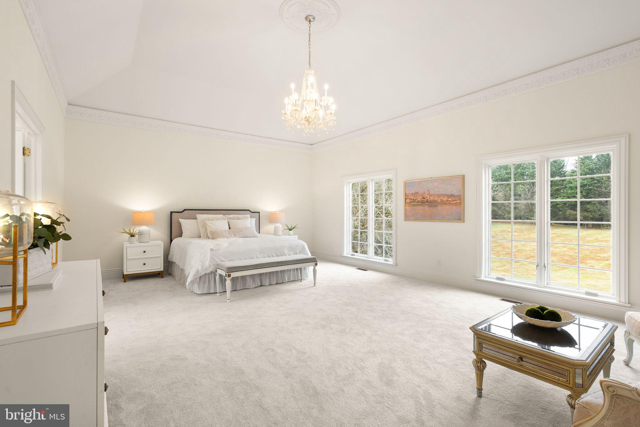 MERRY GO ROUND FARM - Residential