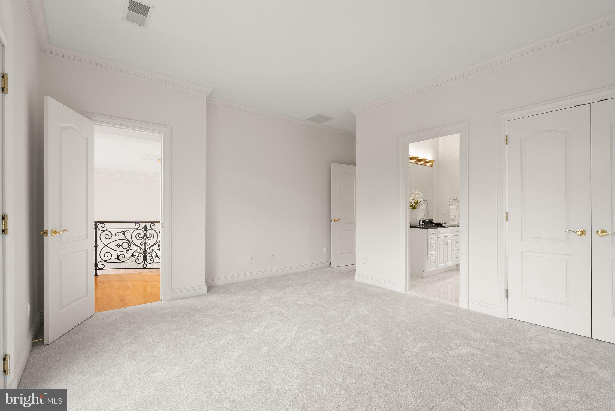 MERRY GO ROUND FARM - Residential