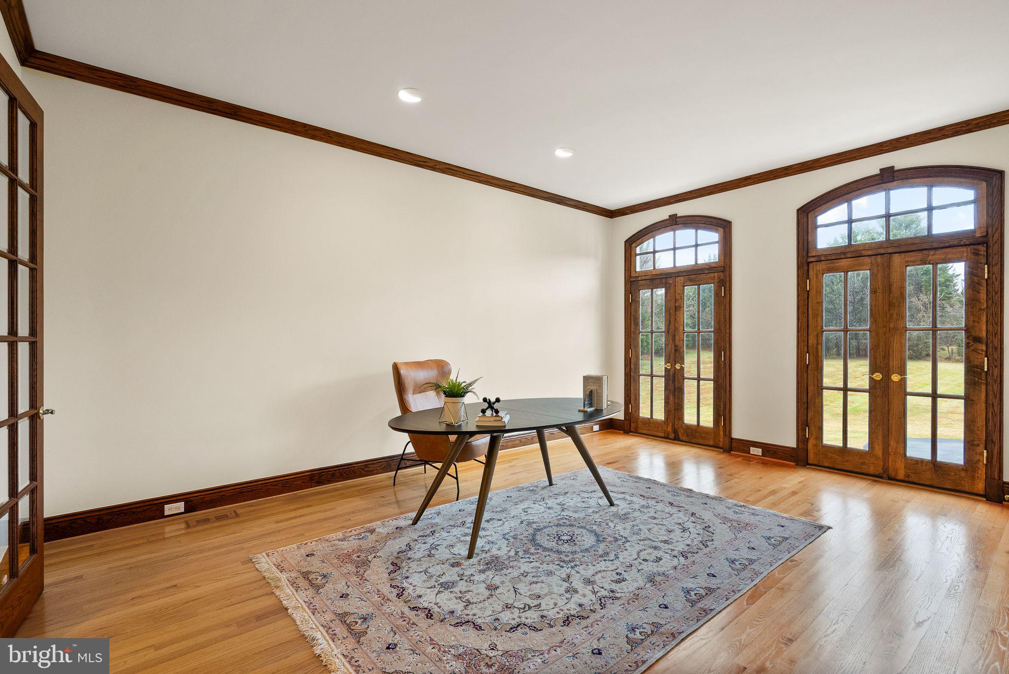 MERRY GO ROUND FARM - Residential