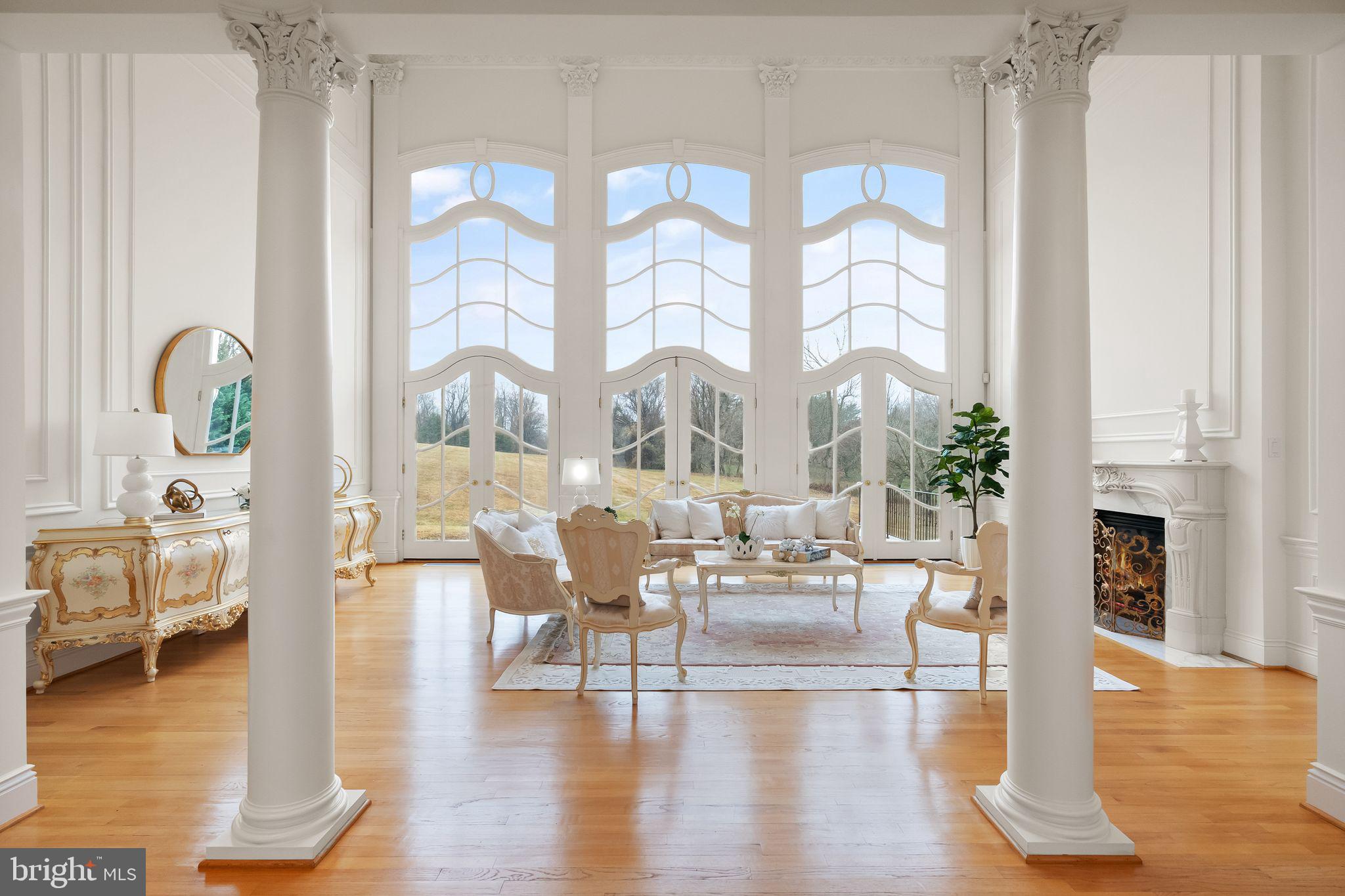 MERRY GO ROUND FARM - Residential