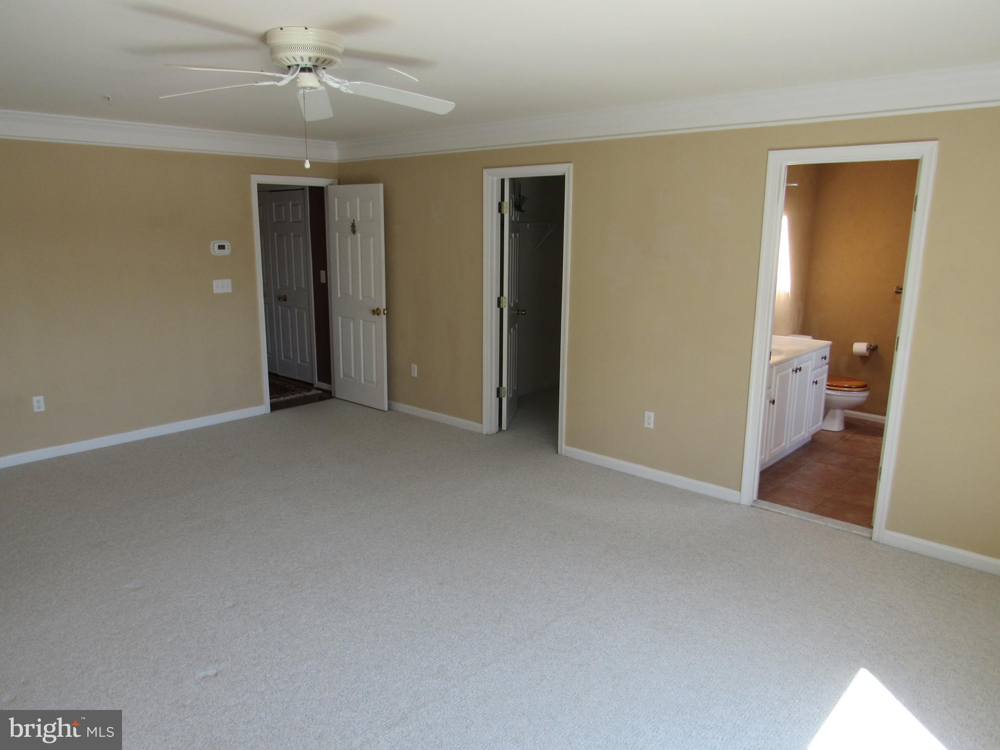 BAYSIDE - Residential Lease