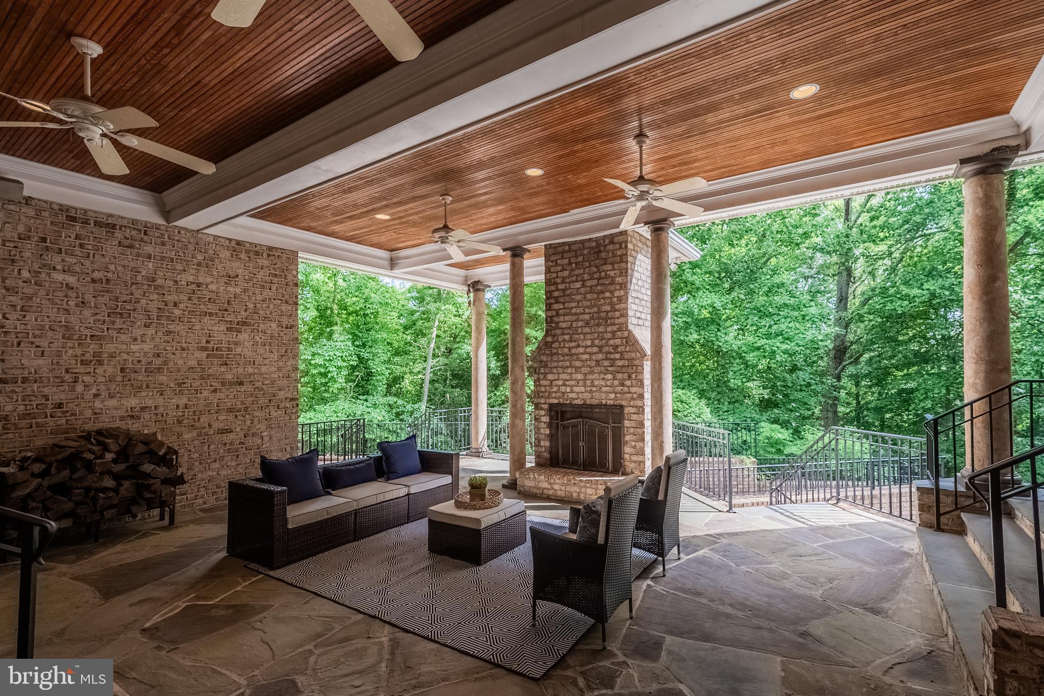 4826 MAURY LANE