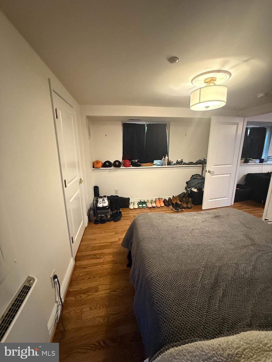 MOUNT PROSPECT - Residential