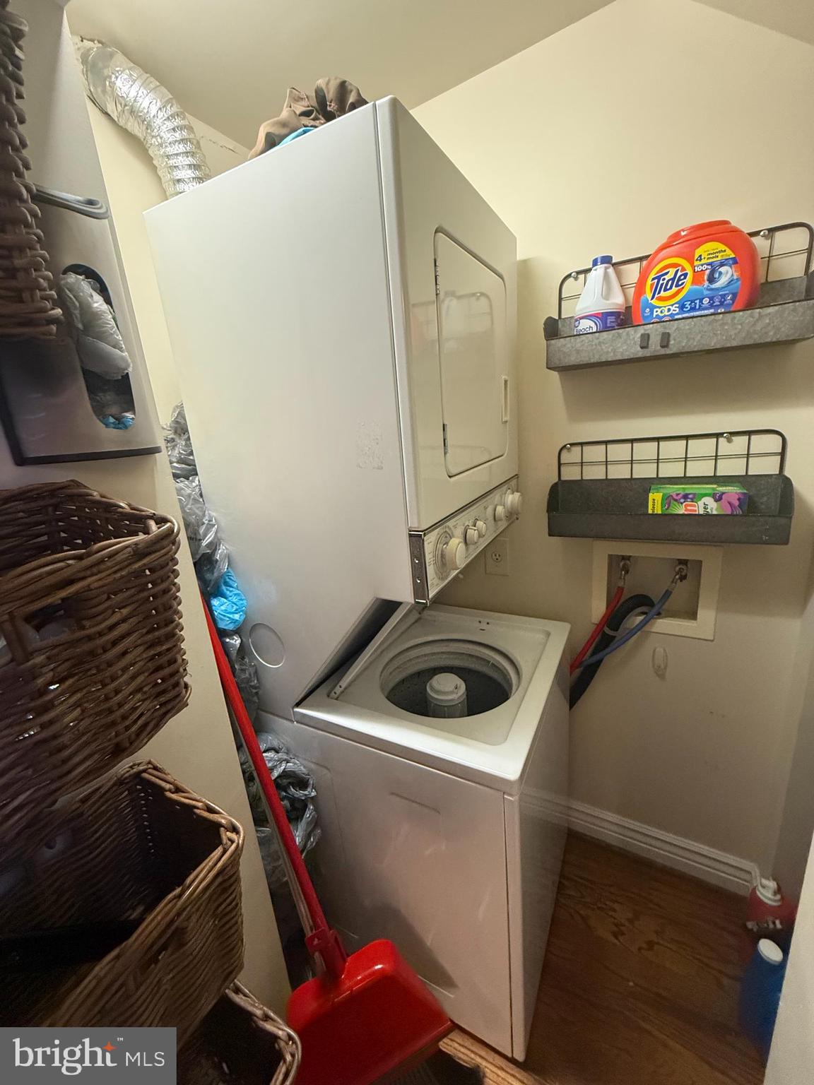 MOUNT PROSPECT - Residential