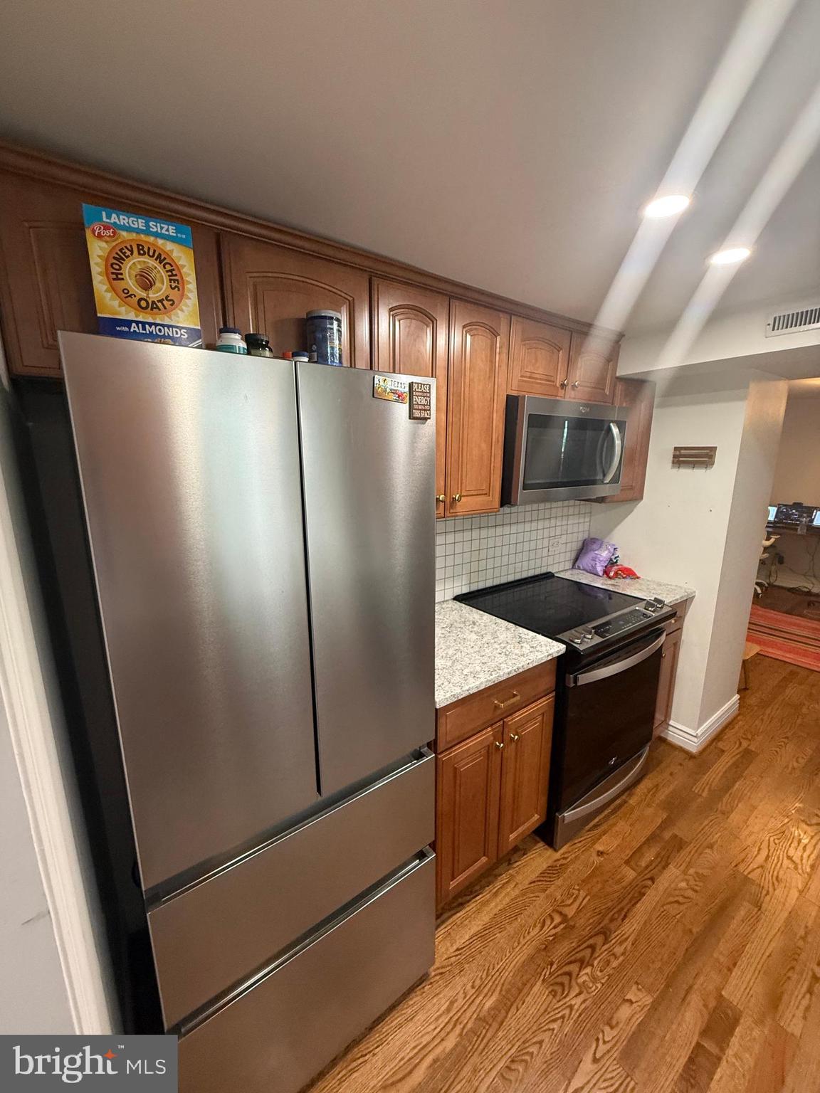 MOUNT PROSPECT - Residential