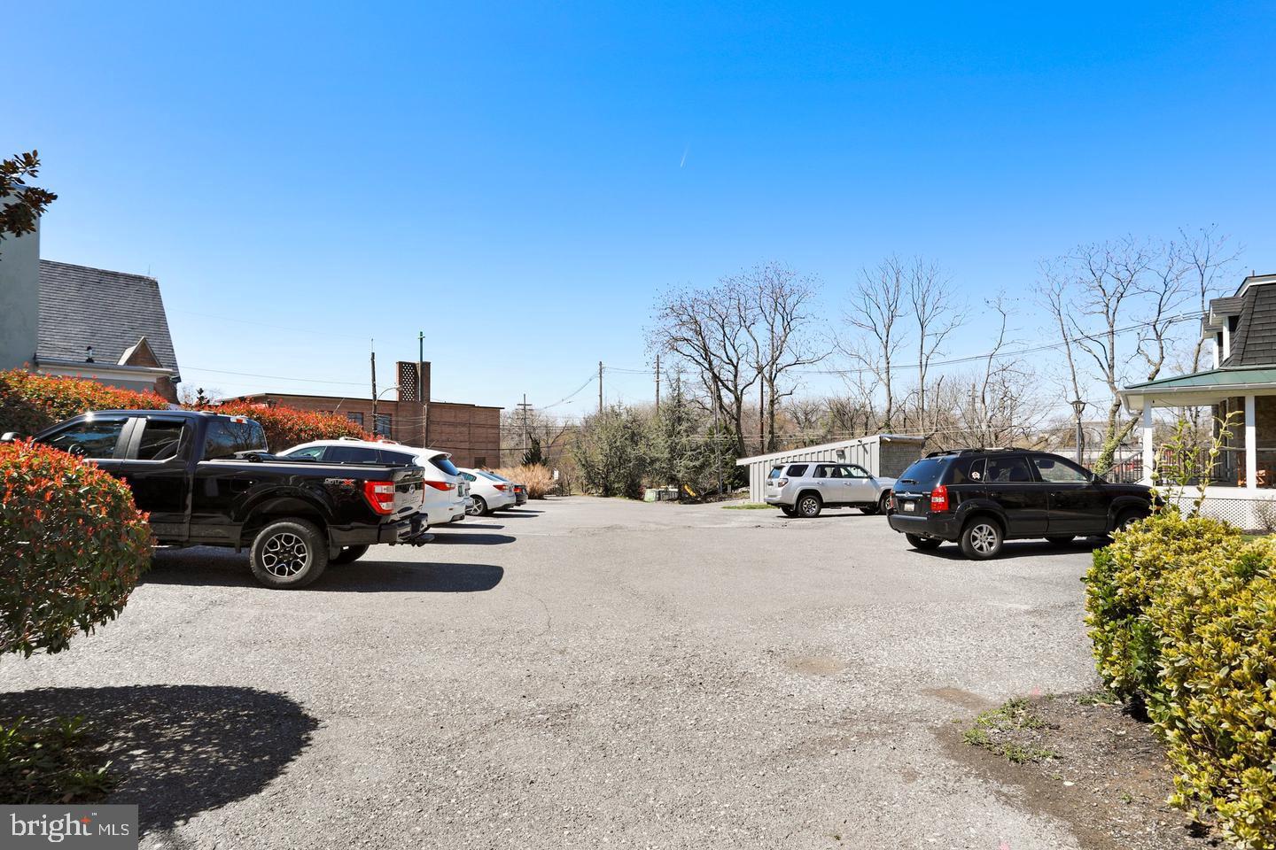 MOUNT PROSPECT - Residential