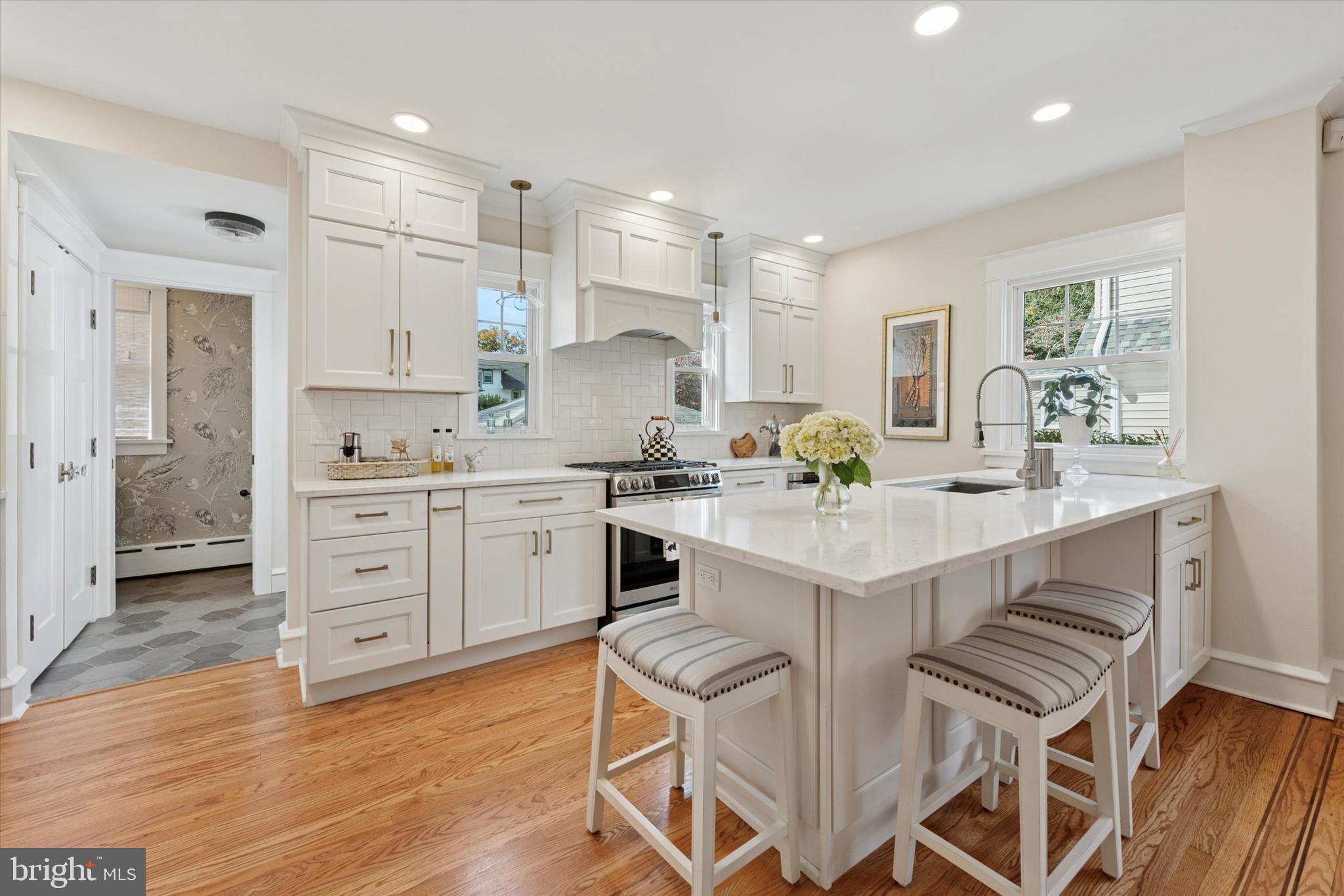 ARDMORE PARK - Residential