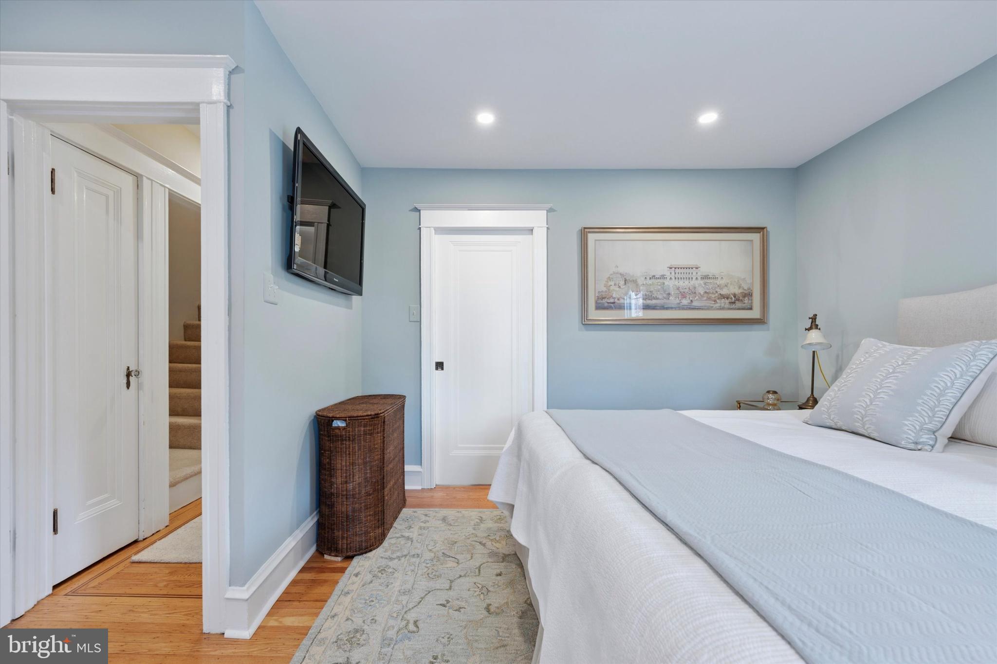 ARDMORE PARK - Residential