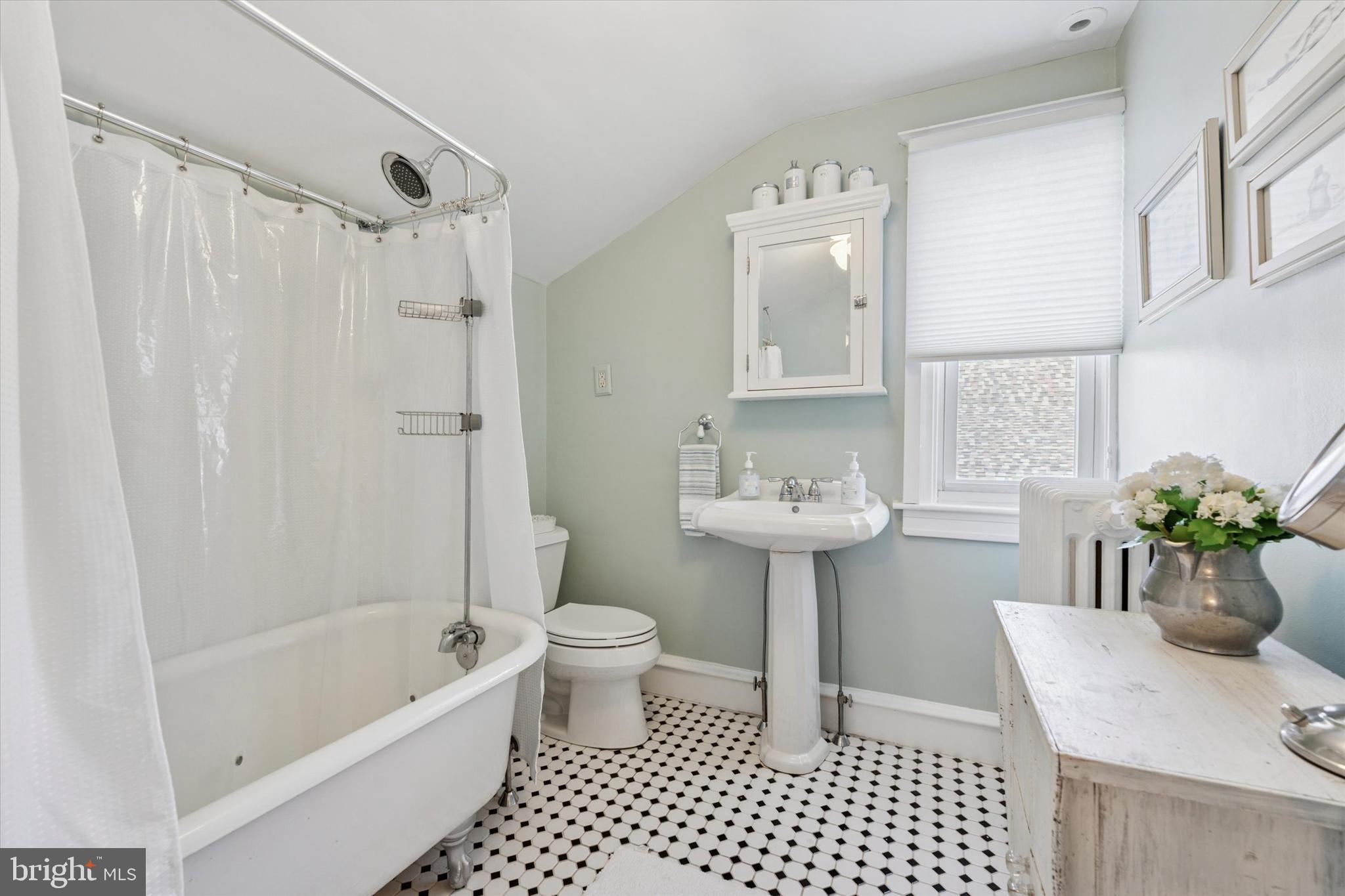 ARDMORE PARK - Residential