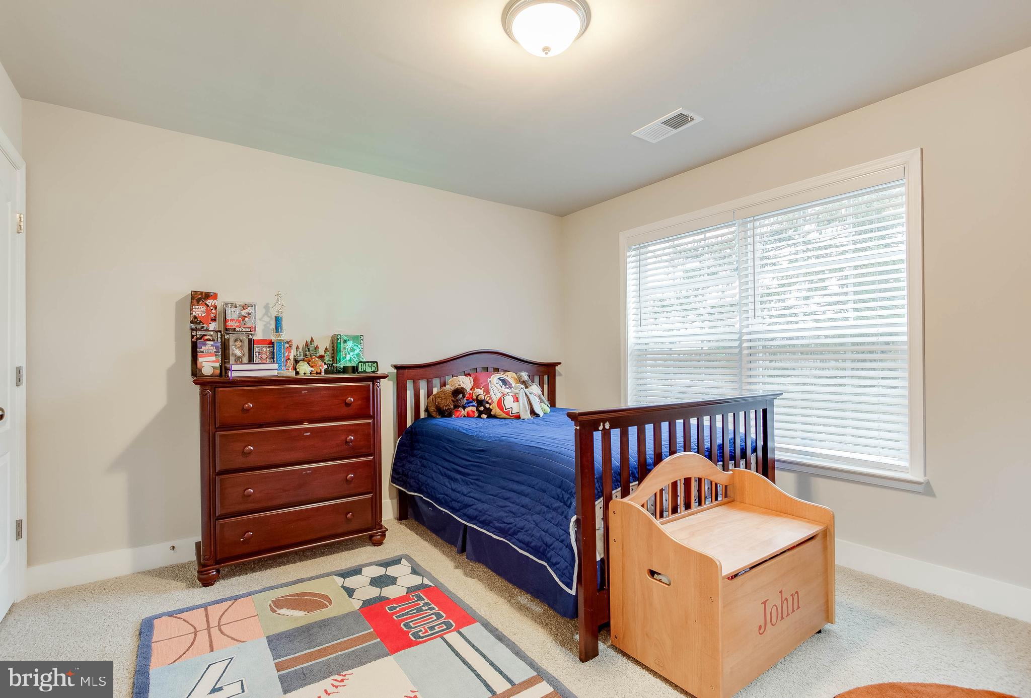 ANNAPOLIS RIDGE - Residential