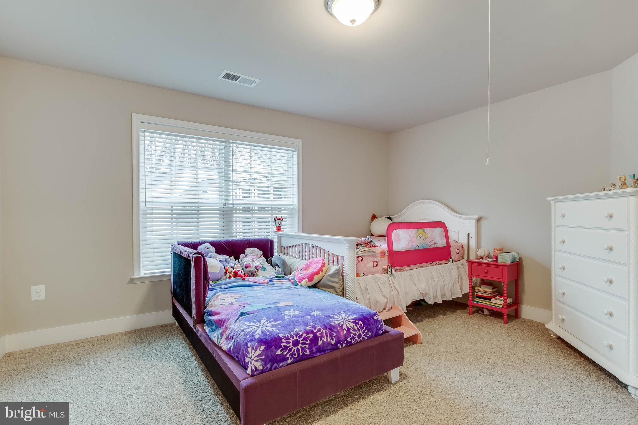 ANNAPOLIS RIDGE - Residential