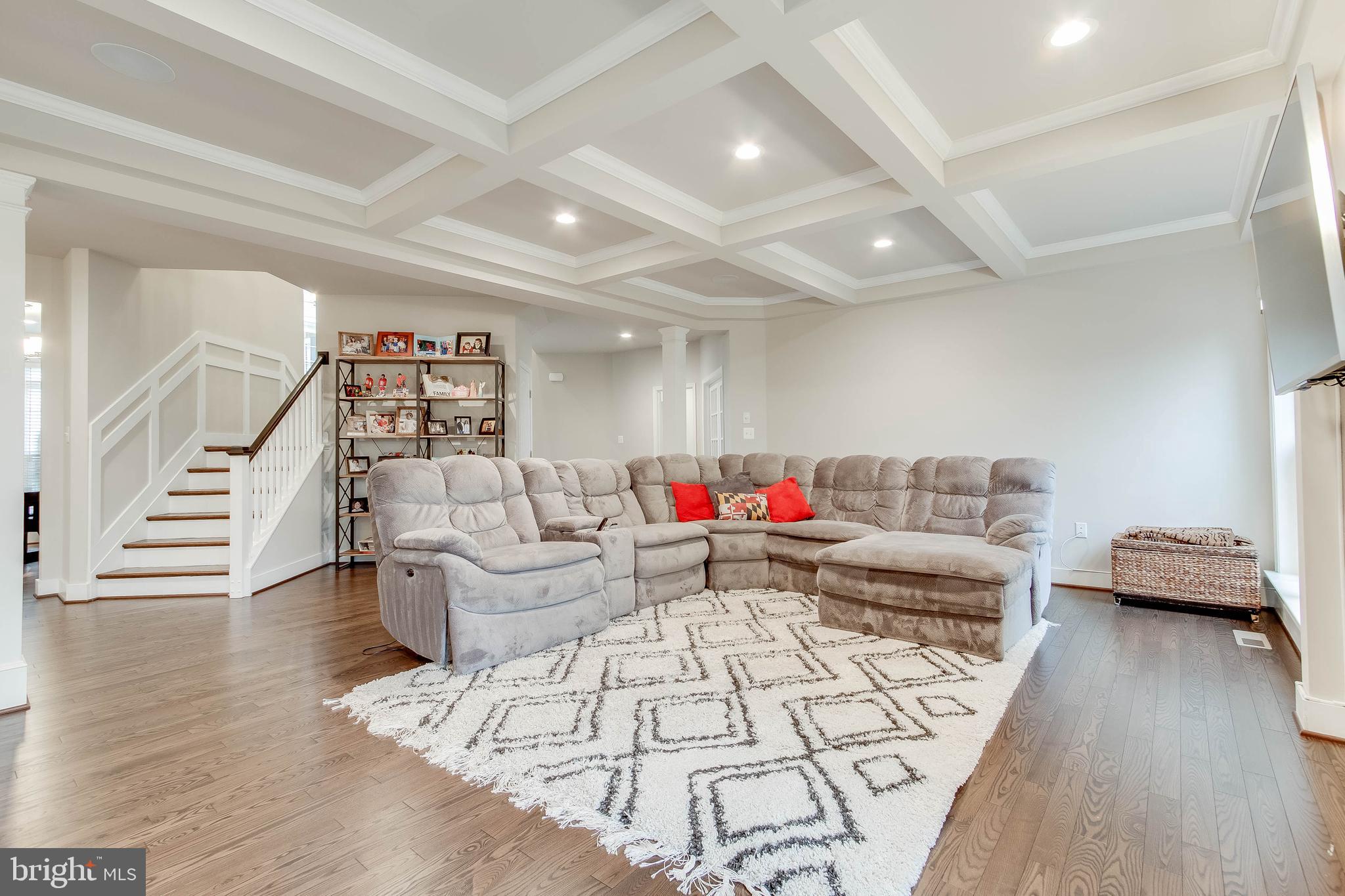 ANNAPOLIS RIDGE - Residential