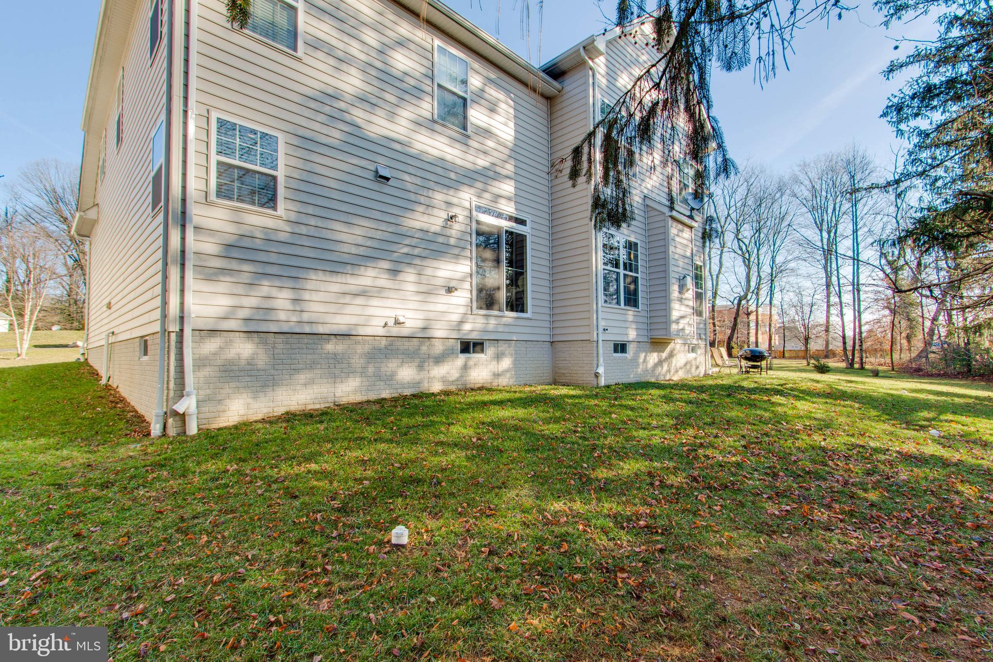 ANNAPOLIS RIDGE - Residential