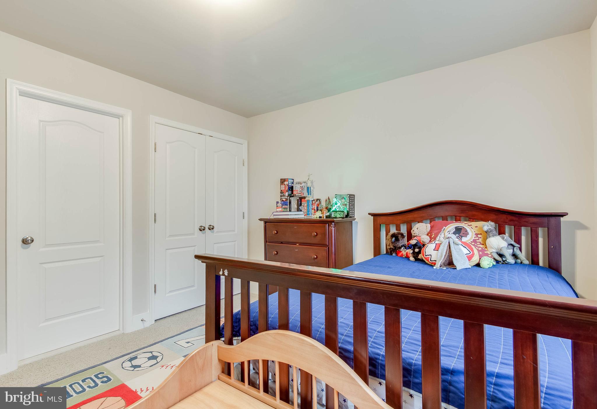 ANNAPOLIS RIDGE - Residential