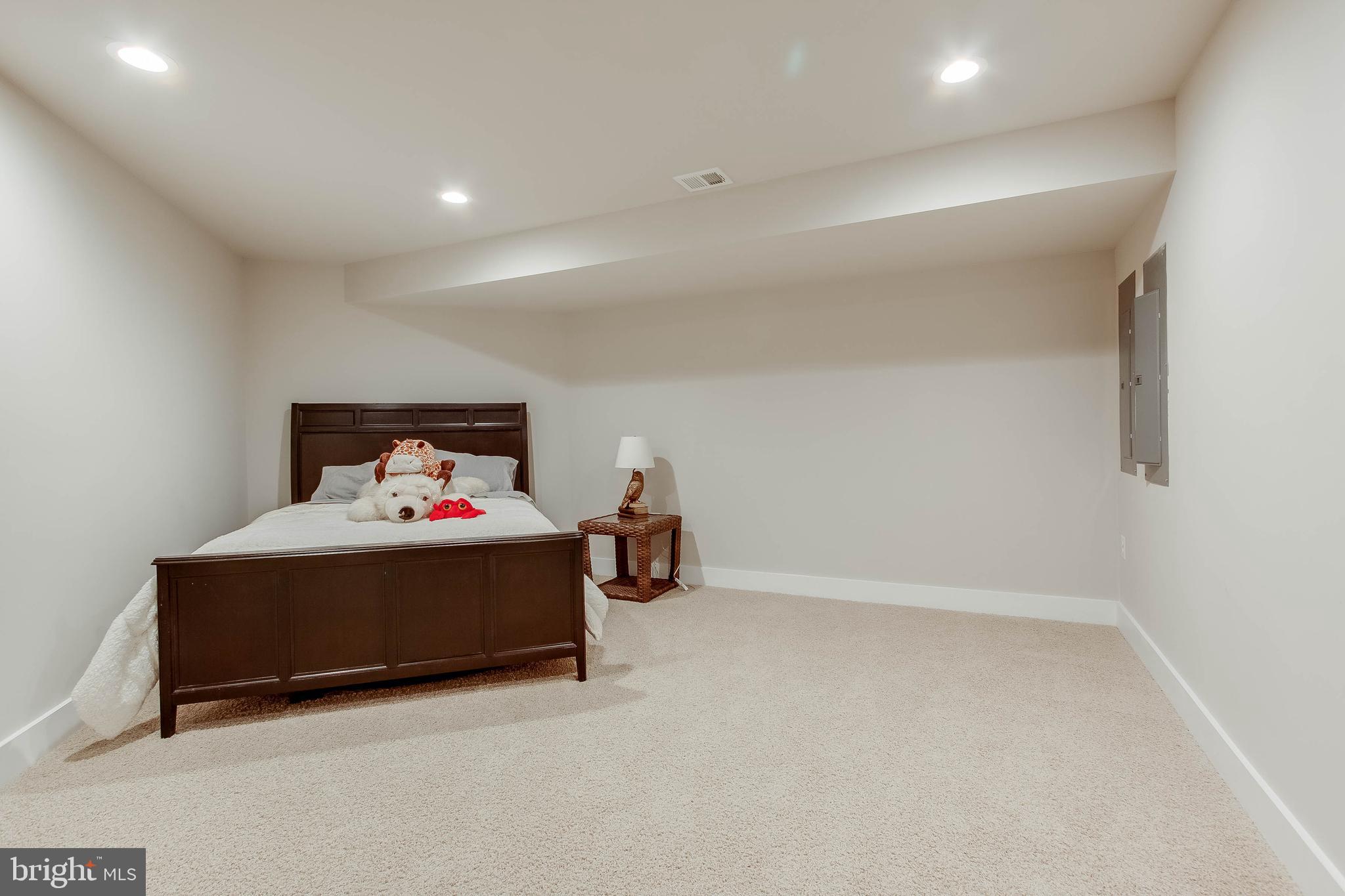 ANNAPOLIS RIDGE - Residential