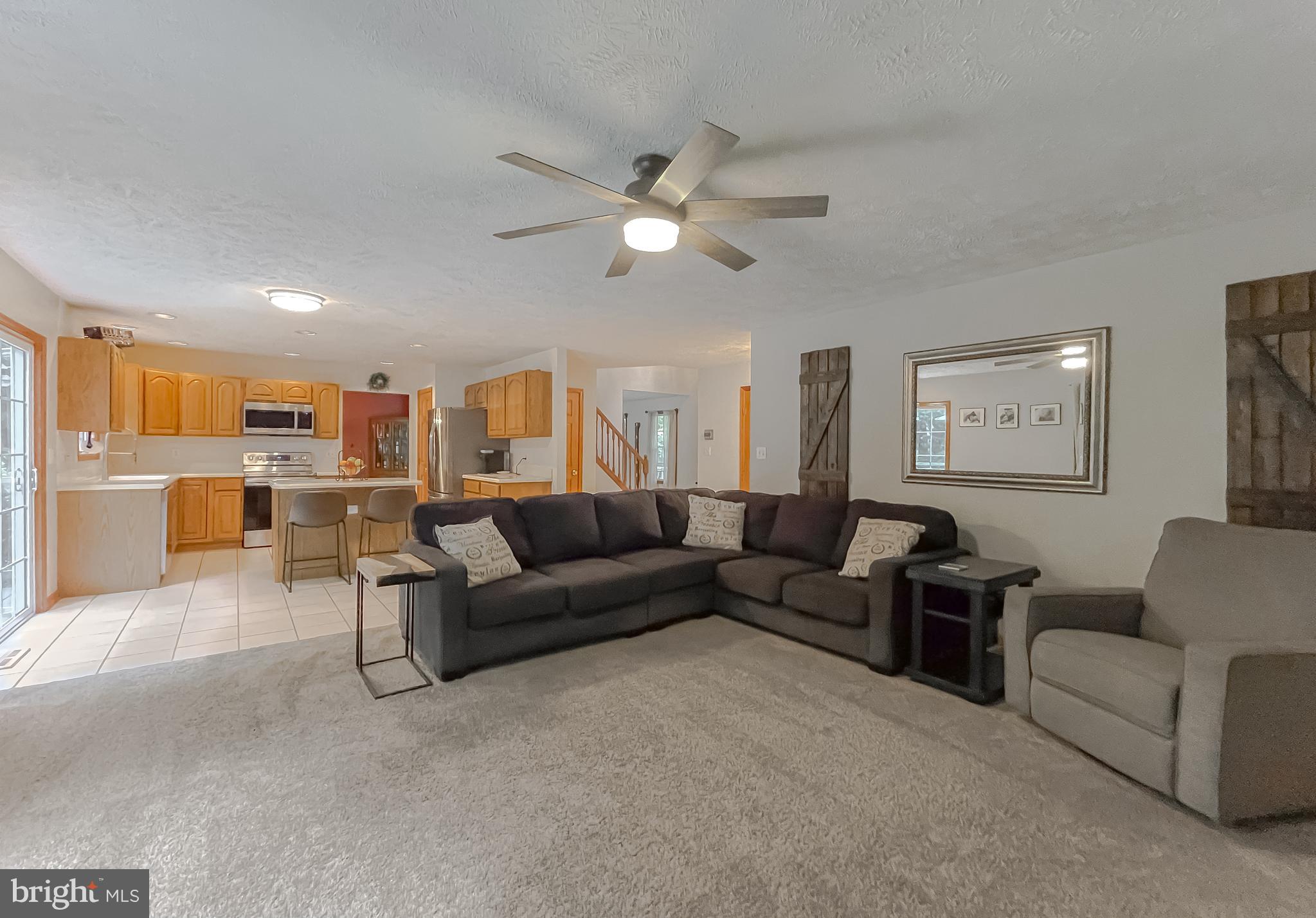 WHITEHALL - Residential